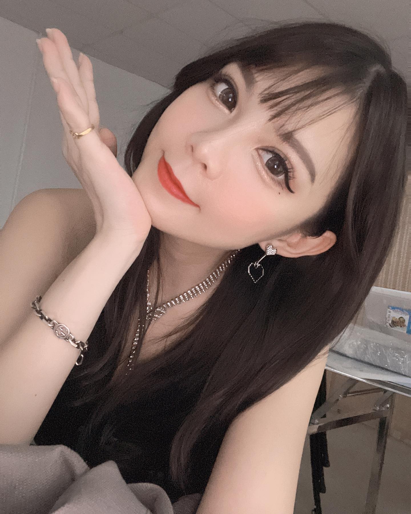 電眼女神「兔寶」美艷外型惹人憐愛 粉絲：全身裝扮真誘惑-第1章-图片9