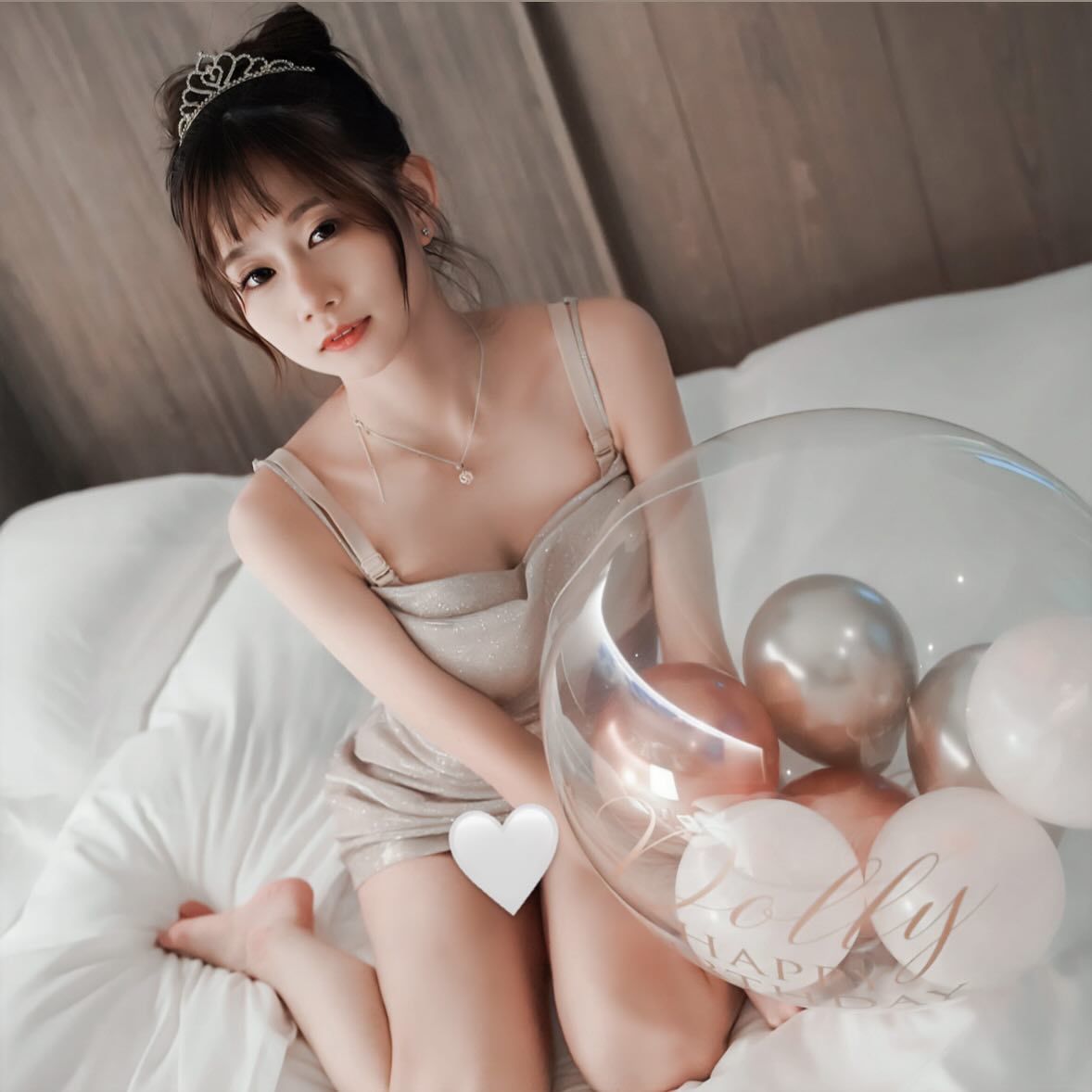 大眼正妹「Dolly朵莉」超撩人的撫媚姿態 強大誘惑力-第1章-图片4