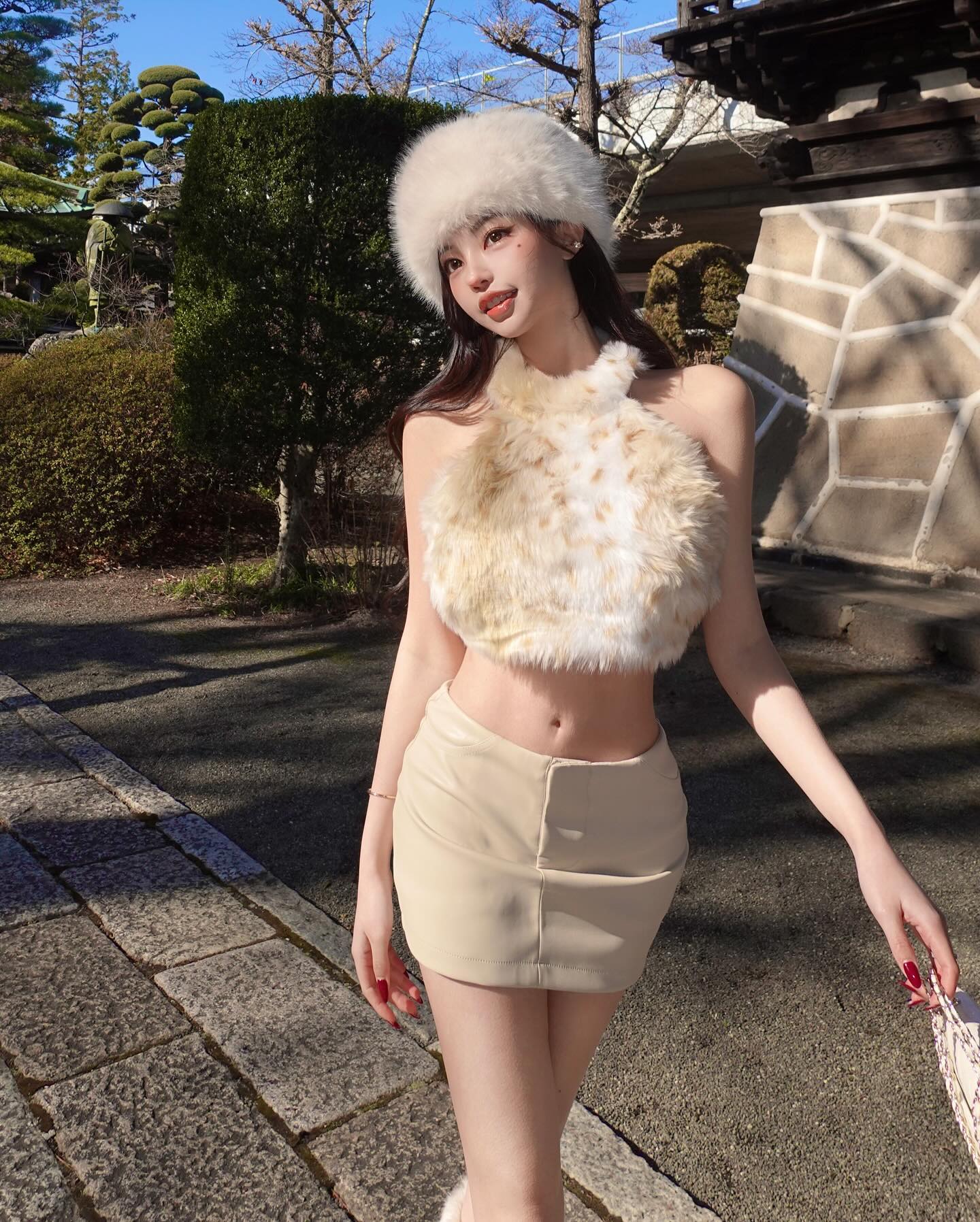 火辣女神「黃琳」 飽滿的胸型弧度極致誘人 看了都淪陷-第1章-图片4