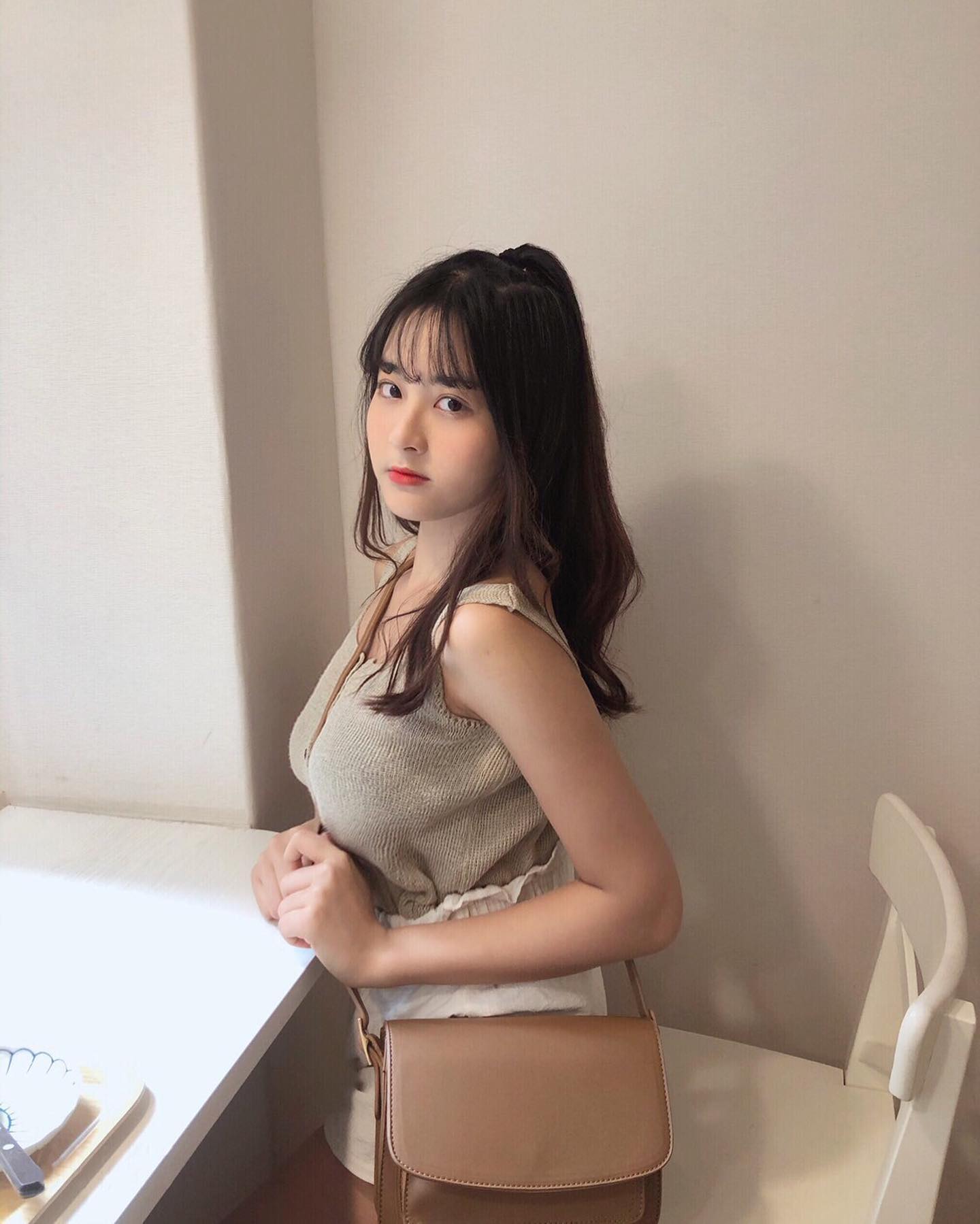 清秀美女「余家儀Angelene」渾圓雪乳、極品美體辣翻粉絲-第1章-图片10