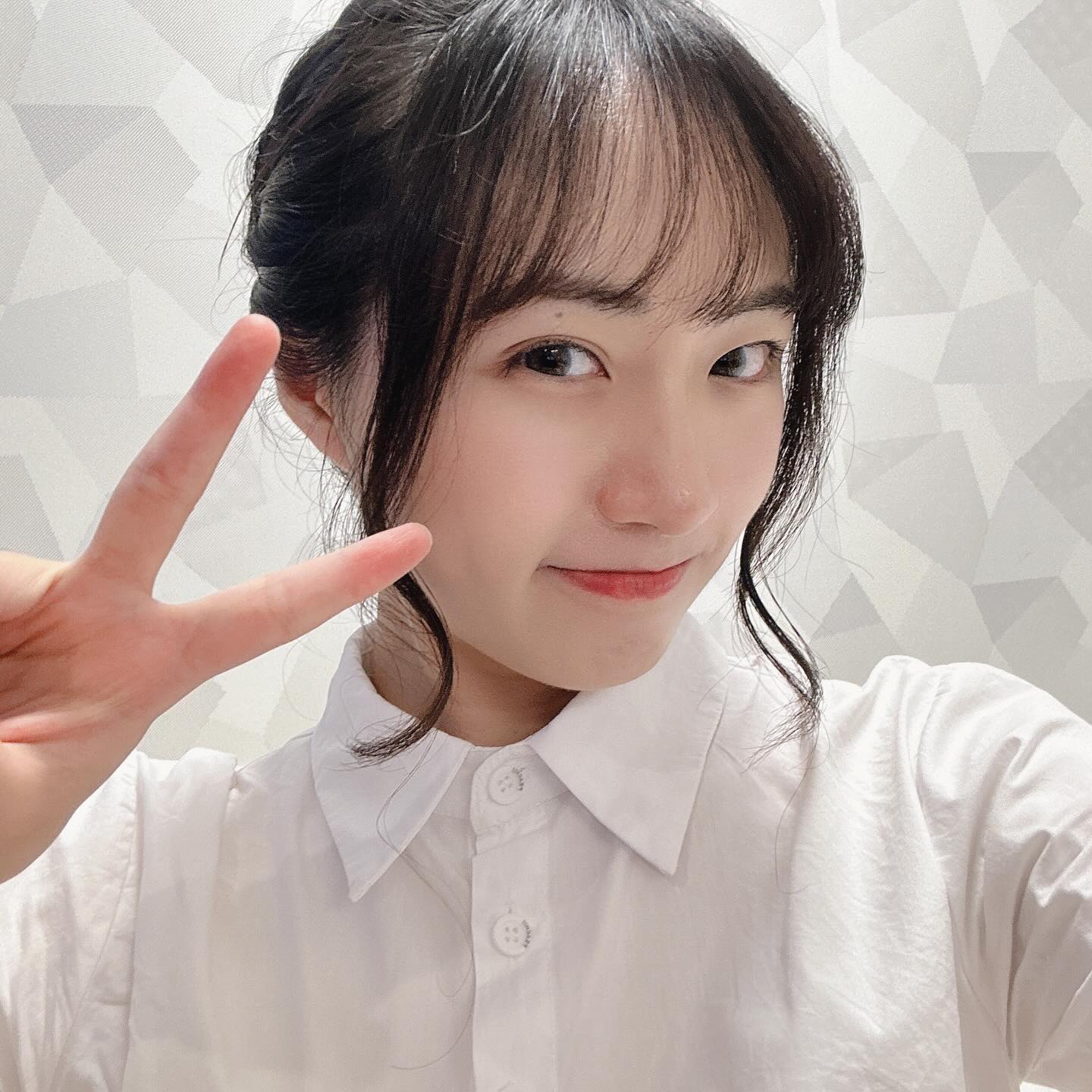 清秀美女「葉欣宜」姣好外貌擄獲眾人芳心　-第1章-图片8