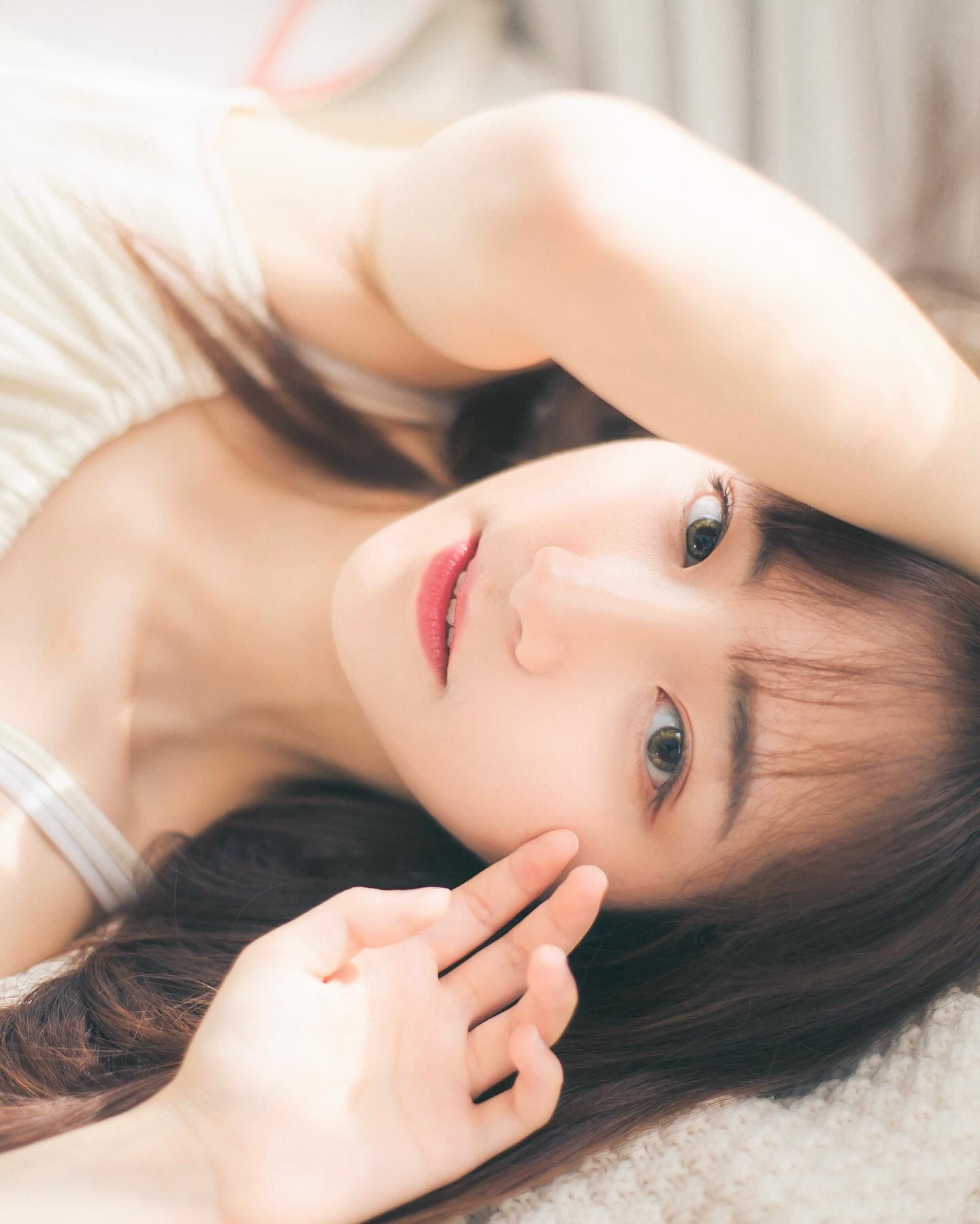 清秀美女「葉欣宜」姣好外貌擄獲眾人芳心　-第1章-图片9