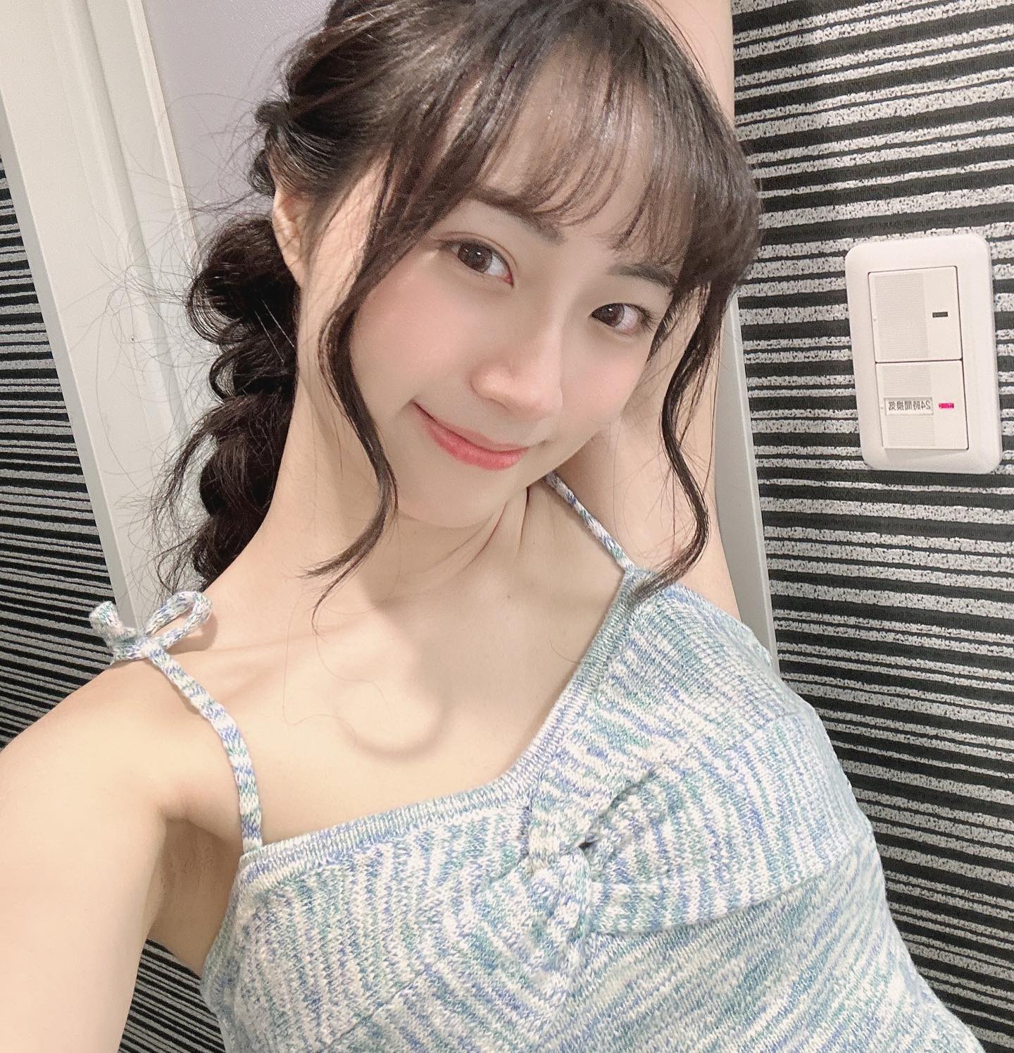 清秀美女「葉欣宜」姣好外貌擄獲眾人芳心　-第1章-图片10