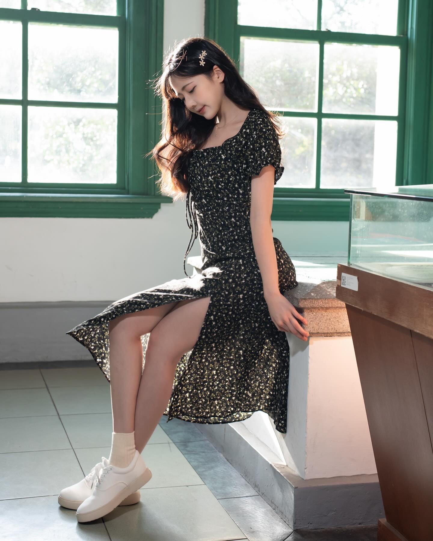 氣質女孩「Angelia 宸」雪白肌膚讓人稱羨 犯規十足-第1章-图片9