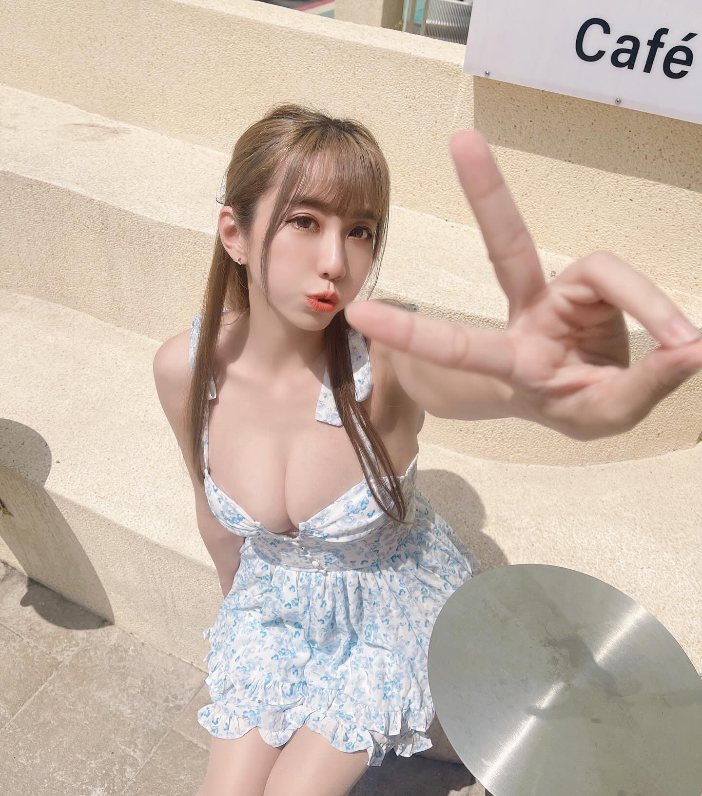 女神「張宇婷」毫不遮掩的展露飽滿肉體 快招架不住-第1章-图片3