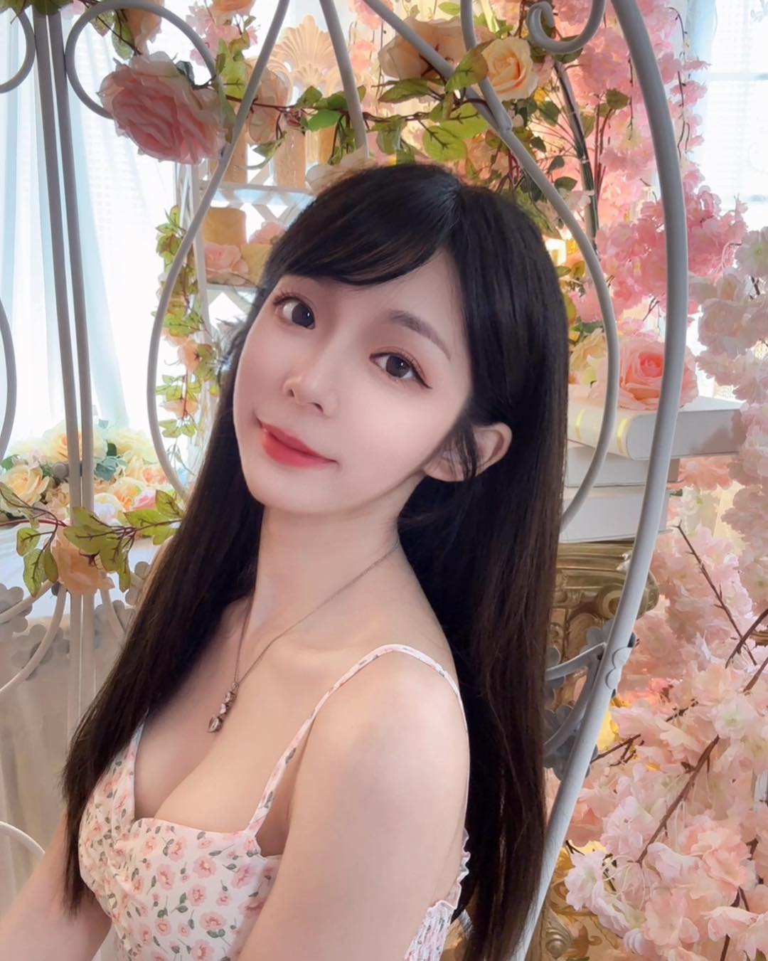 「千緒Tracy」雪白肌袒露誘惑把你給征服-第1章-图片2