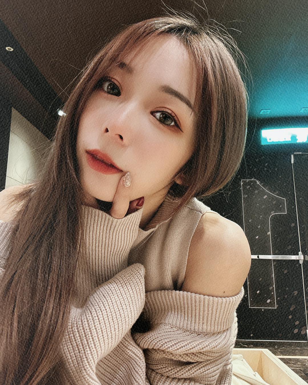 「千緒Tracy」雪白肌袒露誘惑把你給征服-第1章-图片6