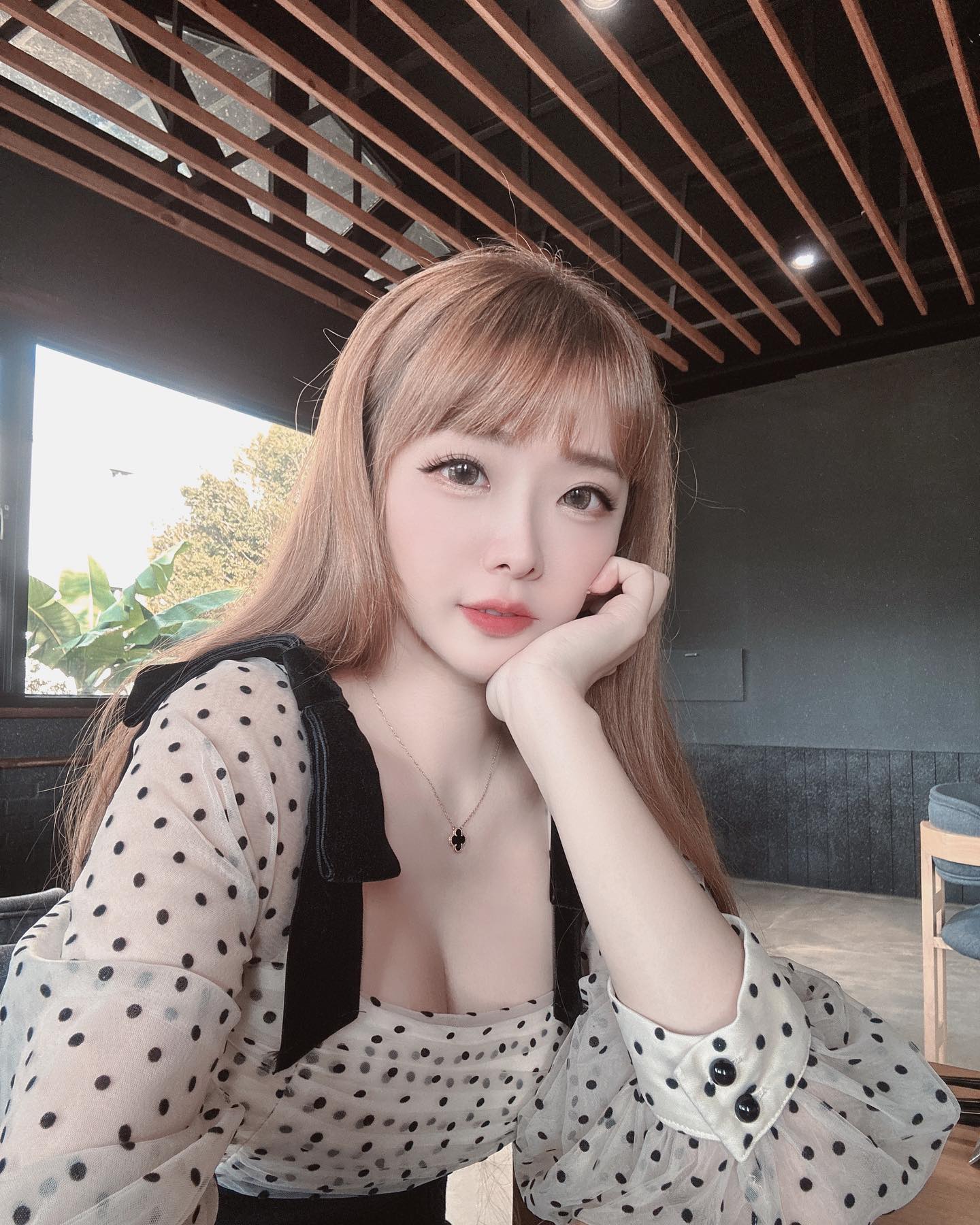 美乳正妹「張筱柔」精緻臉蛋搭配完美身材 吸粉無數-第1章-图片6