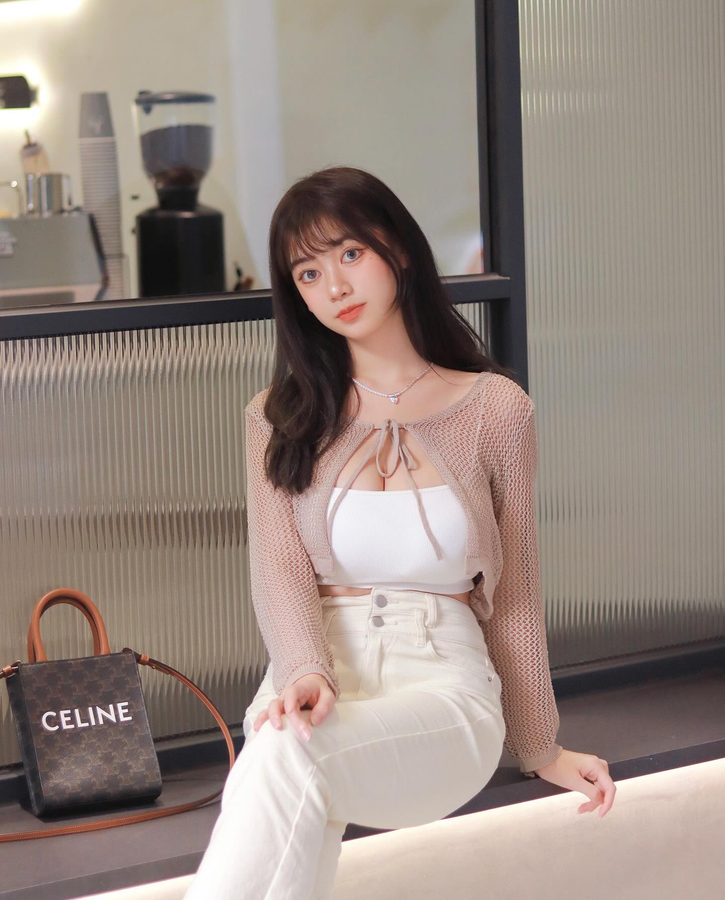 氣質小姐姐「以涵」甜美外型加上火辣身材 迷倒眾人-第1章-图片9