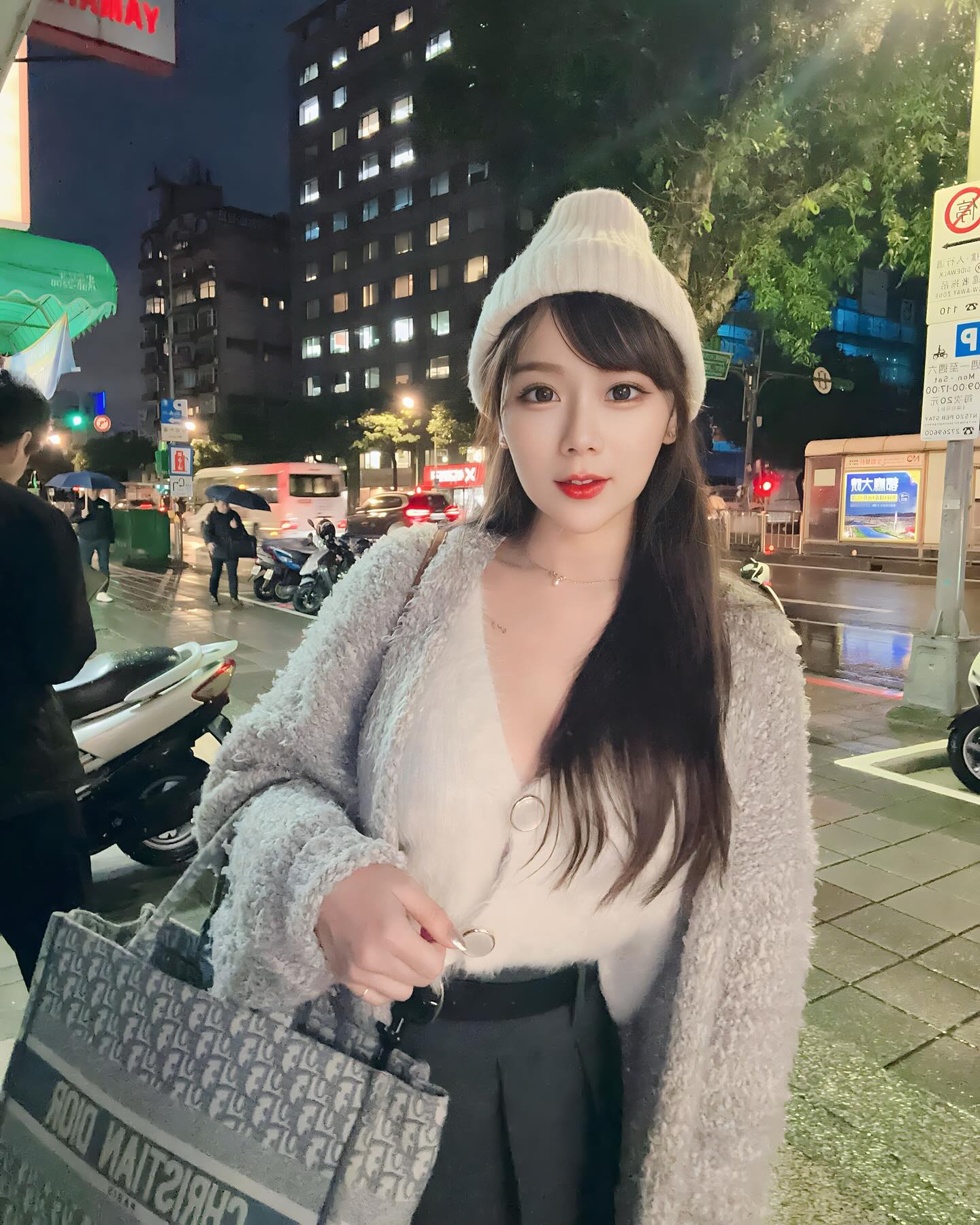 性感奶妹「予依-第1章-图片4