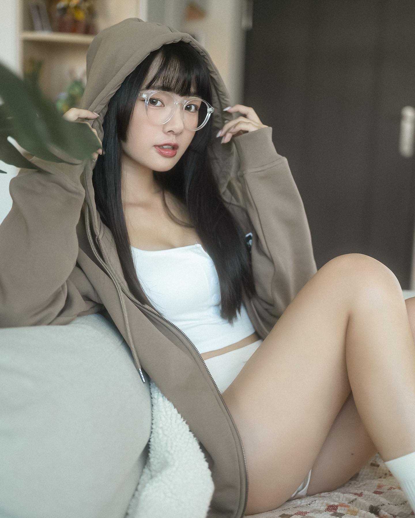 甜美小隻馬「Joy」誘人的白皙深溝 實在太犯規-第1章-图片7