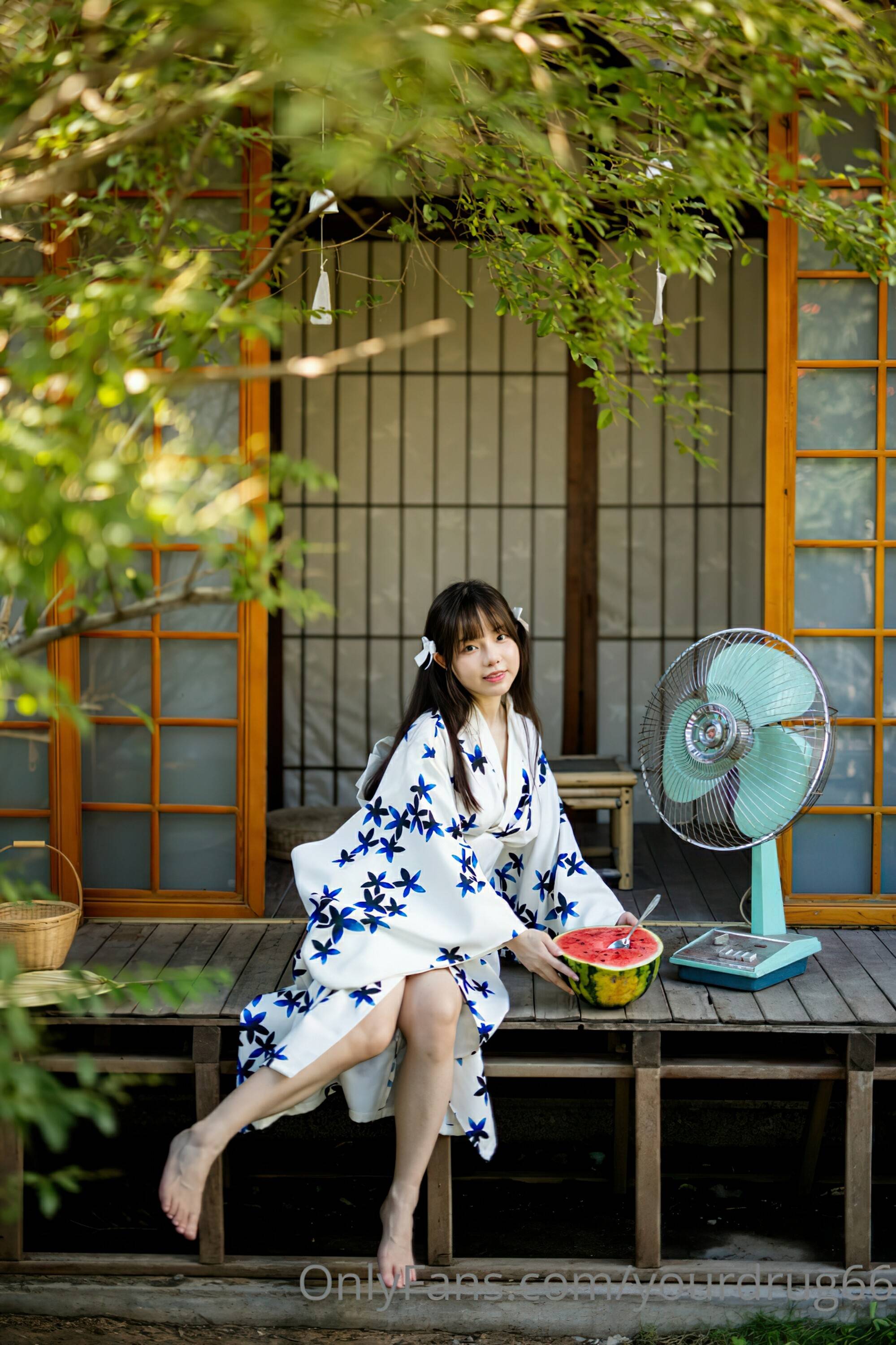 【網路收集系列】福利姬 六味帝皇醬《 夏日和服 》VIP福利帖全【63P】-第1章-图片43