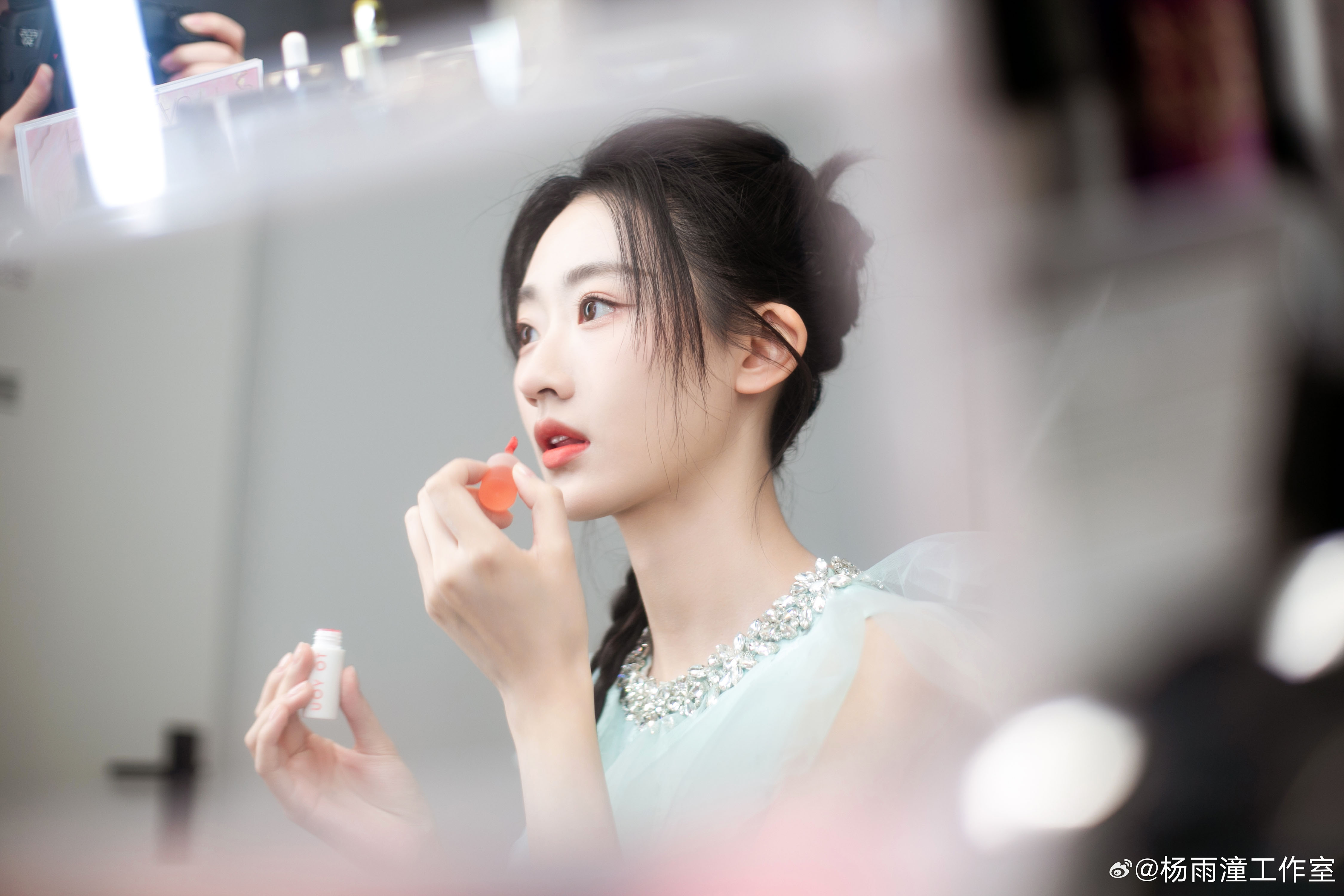 瞳彩盈盈，靈動掬清輝—楊雨潼[高清套圖]-第1章-图片3
