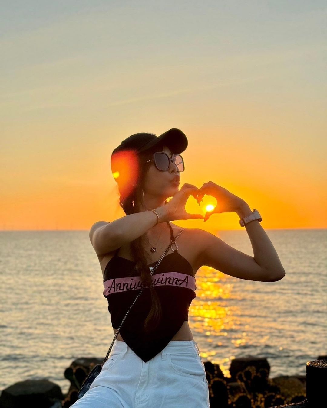 身材樣貌幾乎接近完美「高萱Kimmy」-第1章-图片1