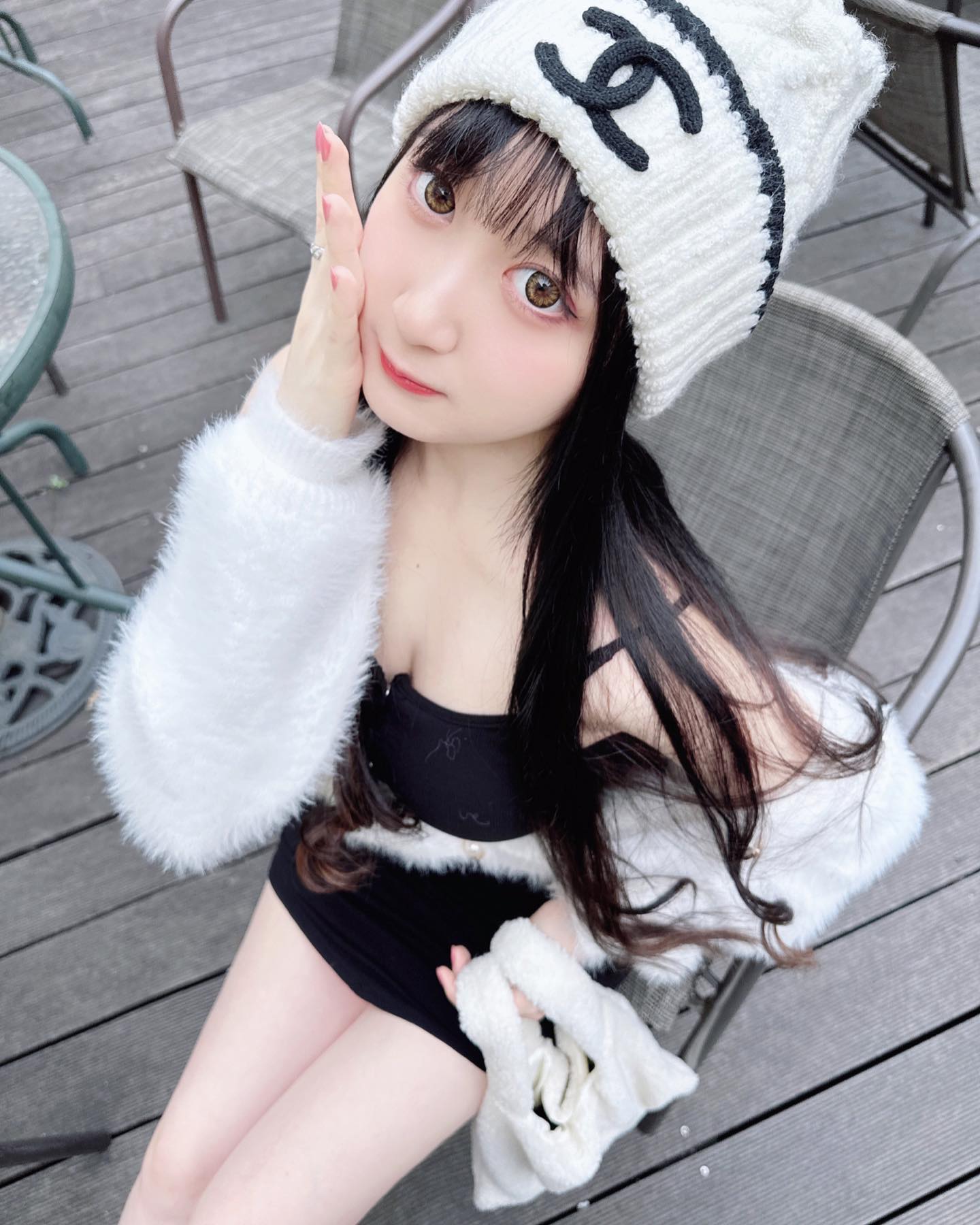 「淮淮 」白嫩雪乳搭配優質長腿.....性感迷人-第1章-图片8