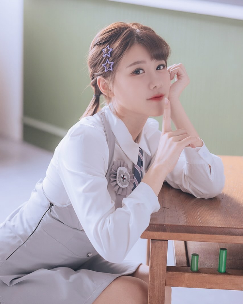 啦啦隊女神「陳波波」短髮清純誘人！逆天身材藏不住-第1章-图片3