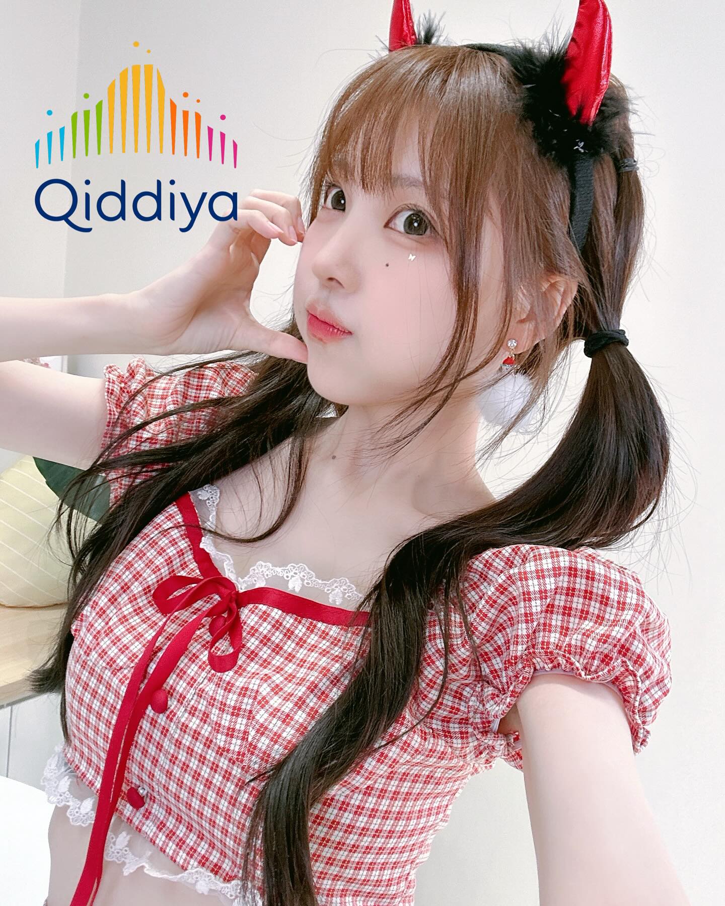 俏皮甜心「趙兔兔」美艷臉蛋及性感的身材.....令人著迷不已-第1章-图片9