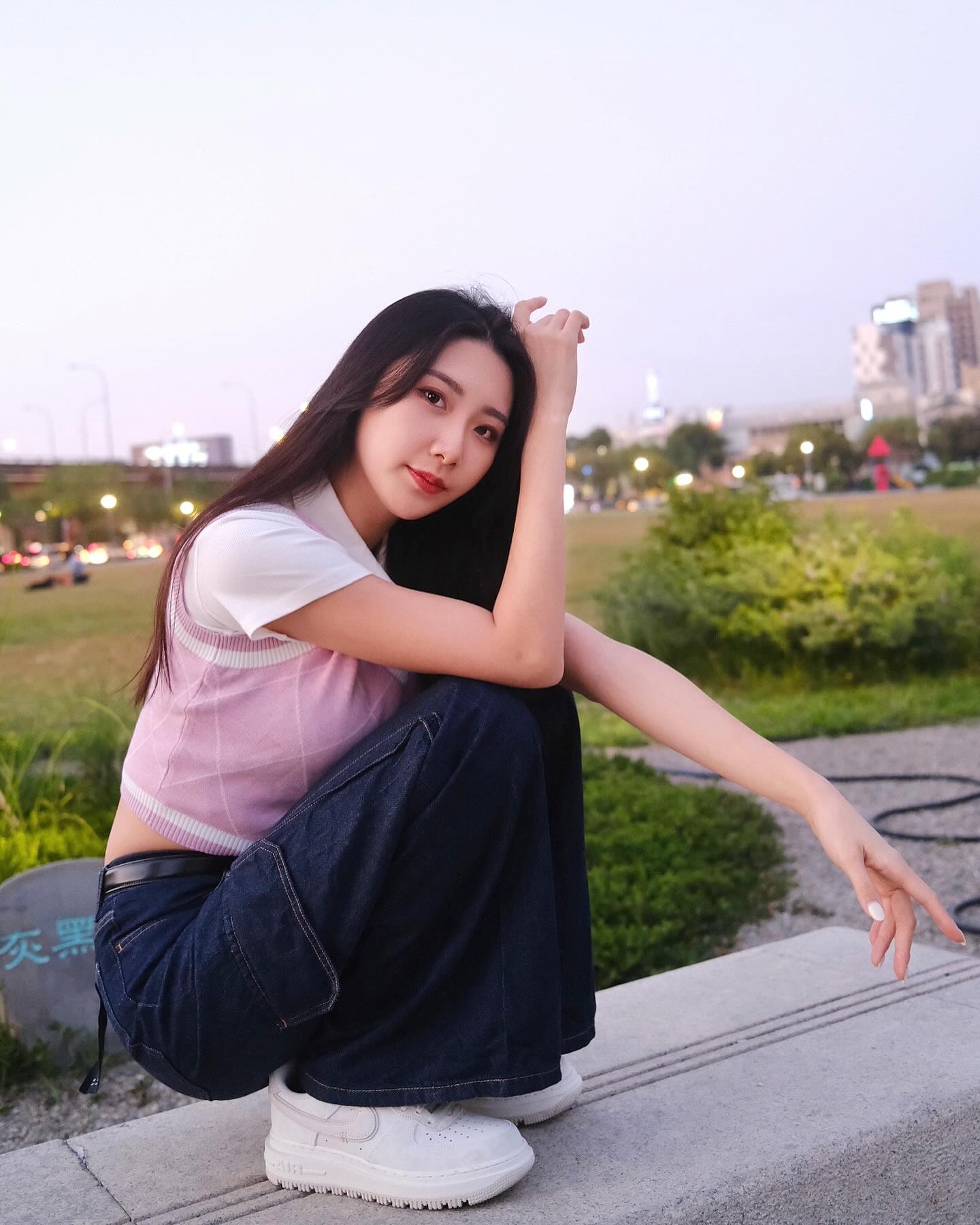 長腿正妹「Wendy」 性感體態引人遐想.....乳量簡直快炸出-第1章-图片5