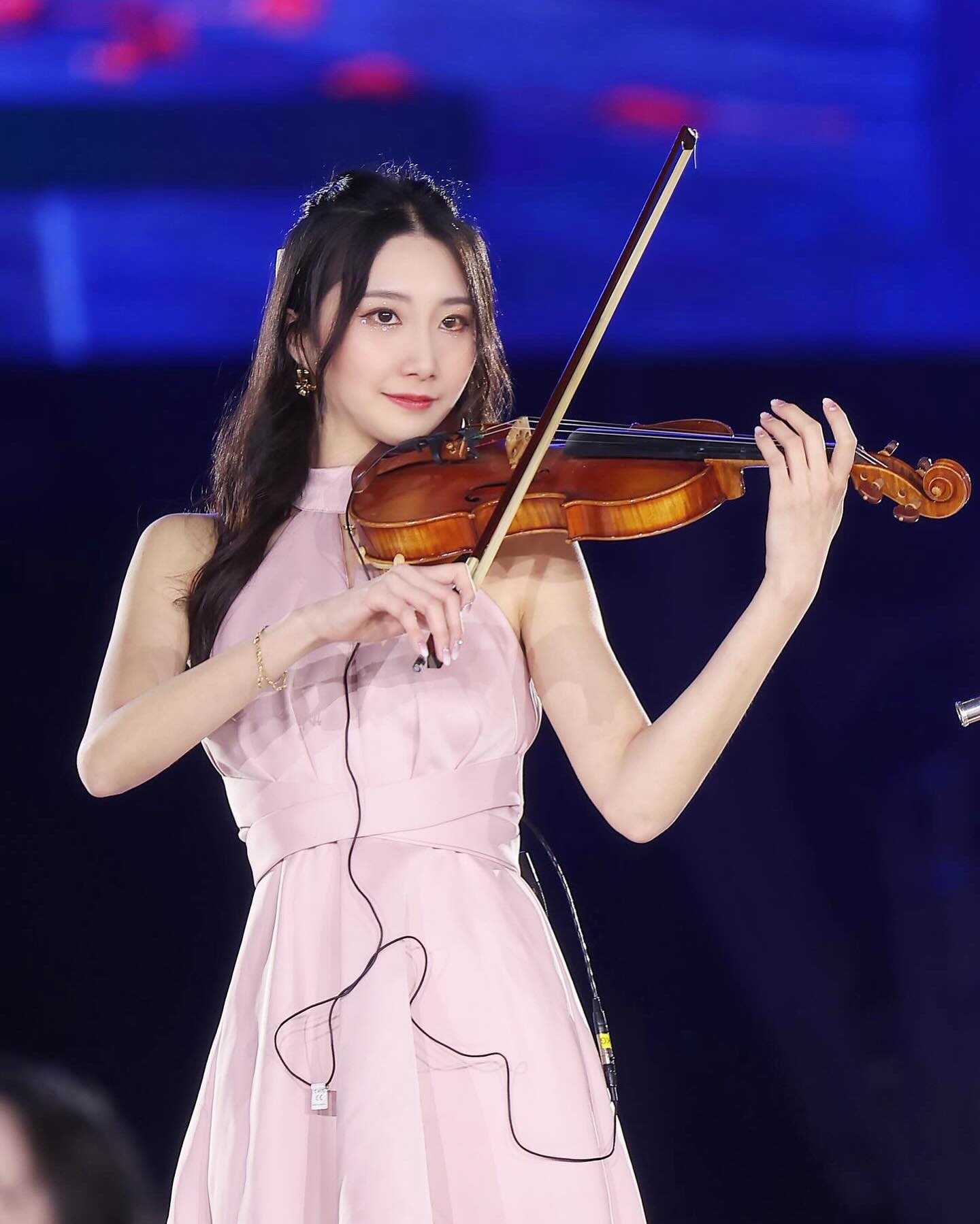 長腿正妹「Wendy」 性感體態引人遐想.....乳量簡直快炸出-第1章-图片7