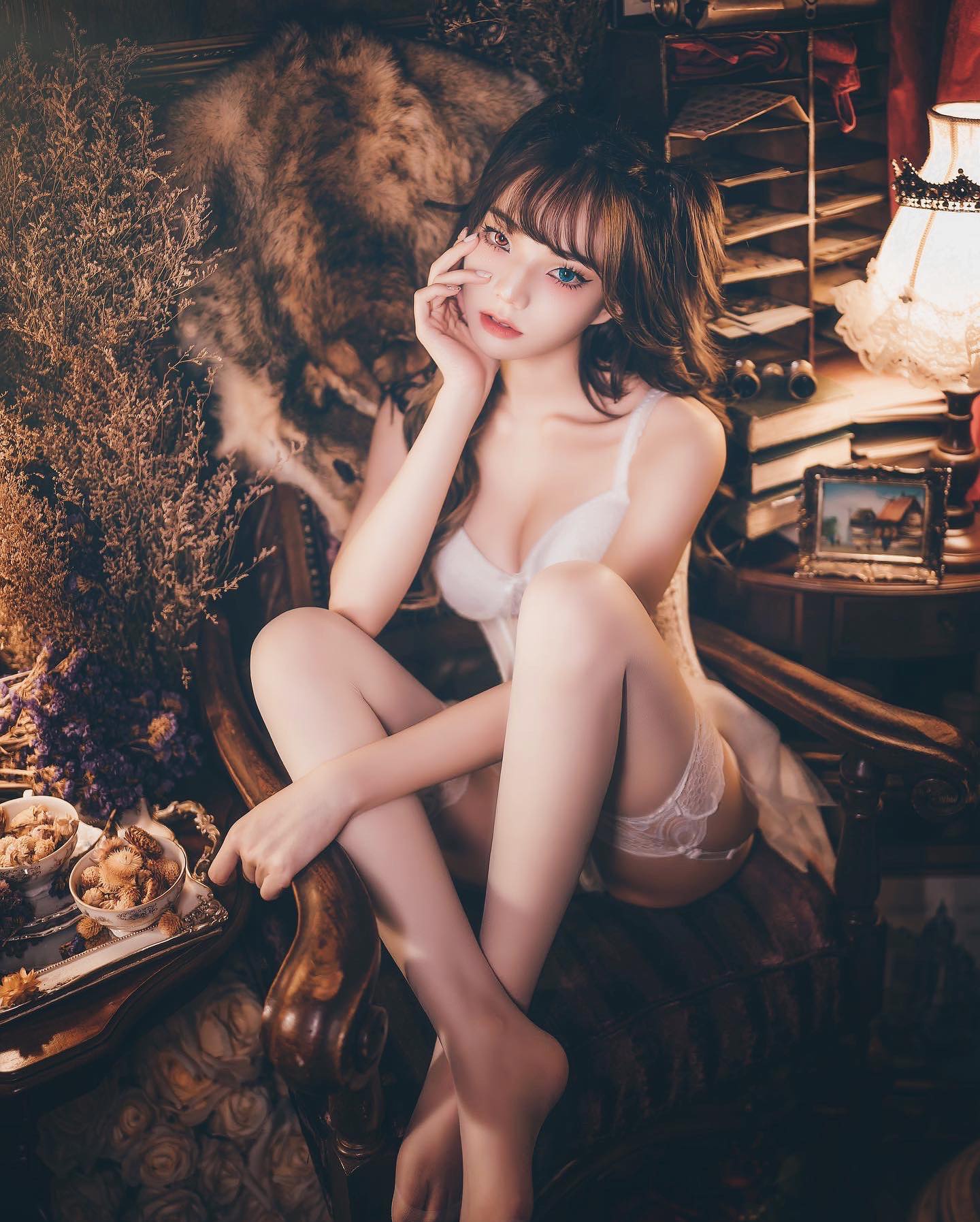 純欲系女神「E奶爆青筋」韓綜19禁穿極短裙蜜臀乍現-第1章-图片3