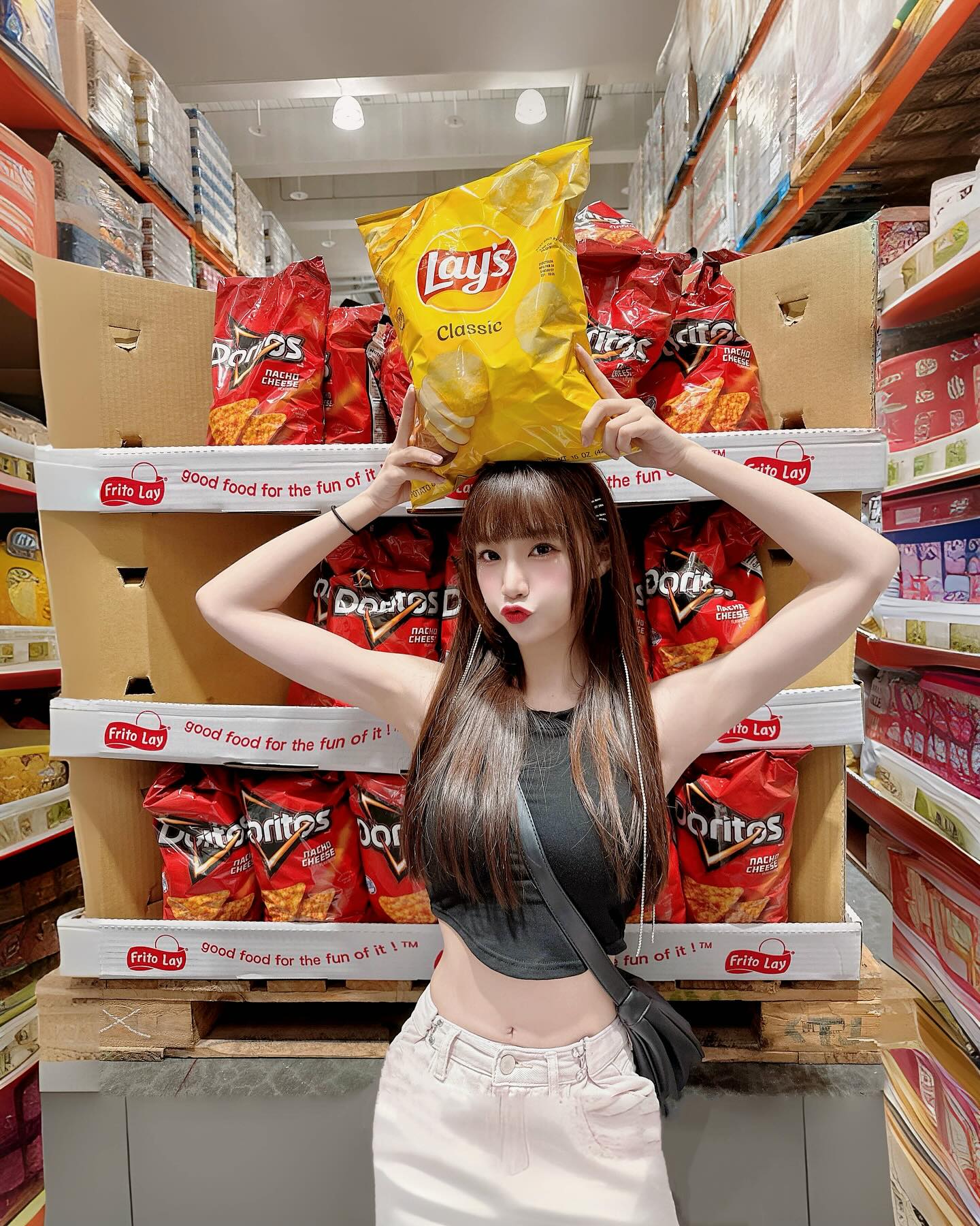 正妹「倩宇」胸前乳量滿滿 迷人S曲線養眼到極點-第1章-图片4