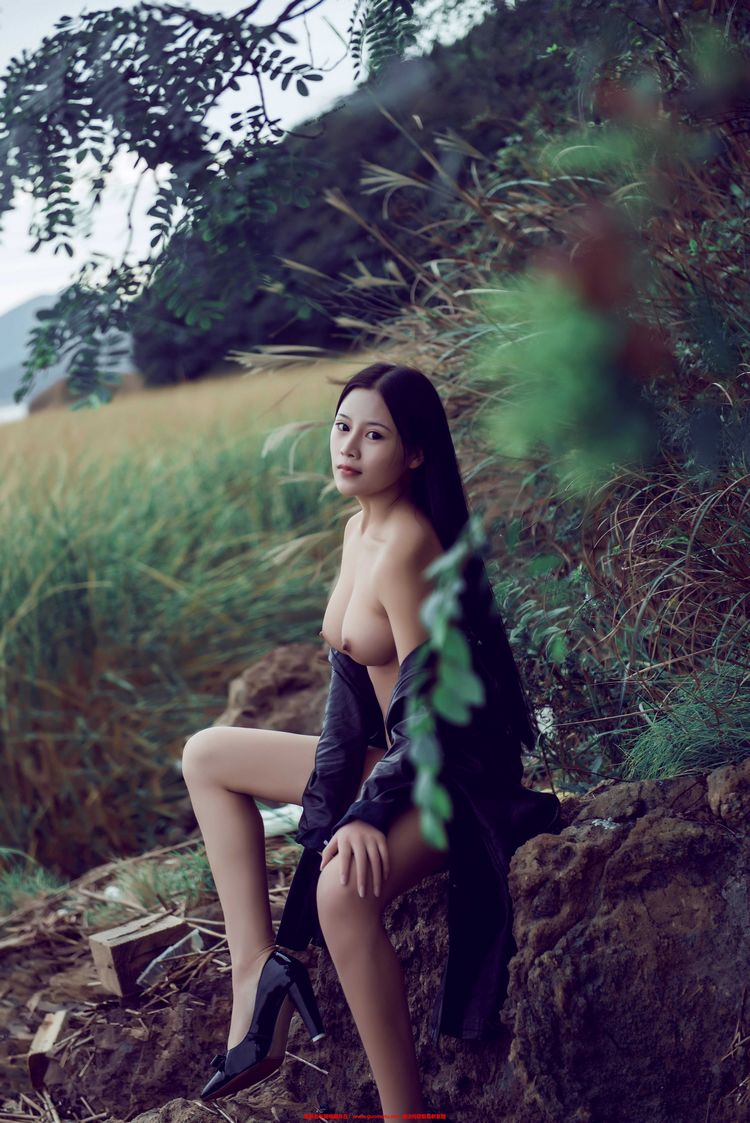 【網路收集】秀人模特爾蘭(木奈奈)無聖光私拍福利圖 (12)-第1章-图片31