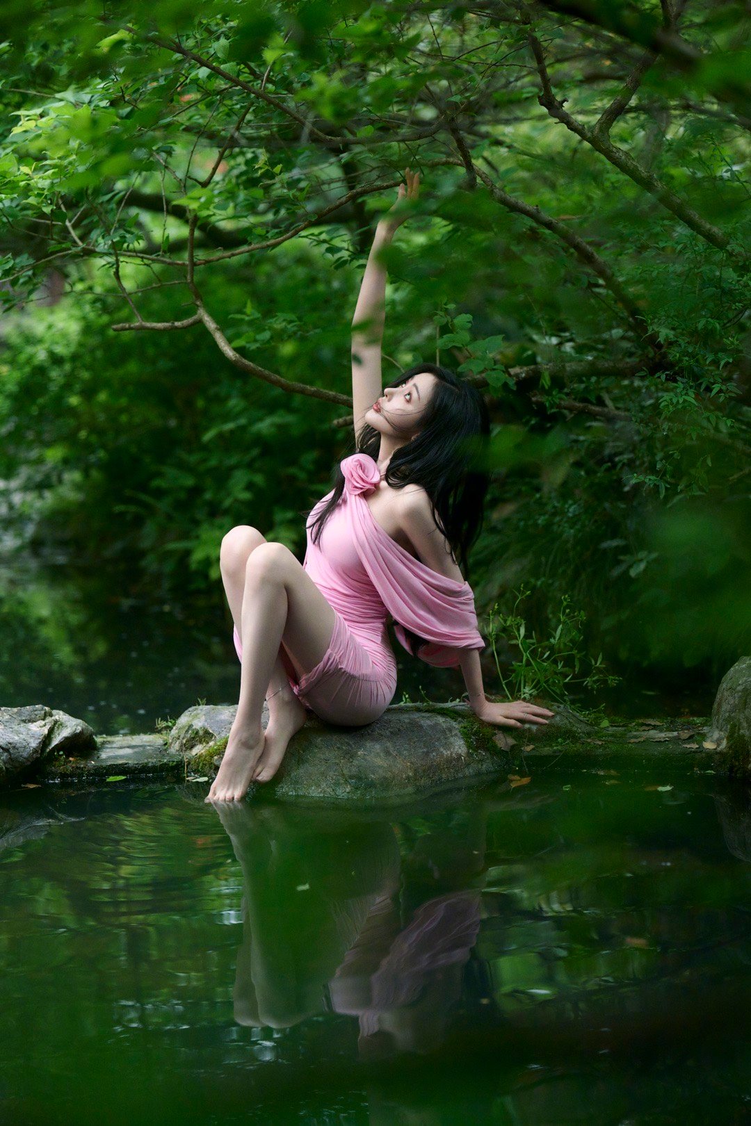 淡粉微醺抓住春天的小尾巴—張天愛[高清套圖]-第1章-图片3