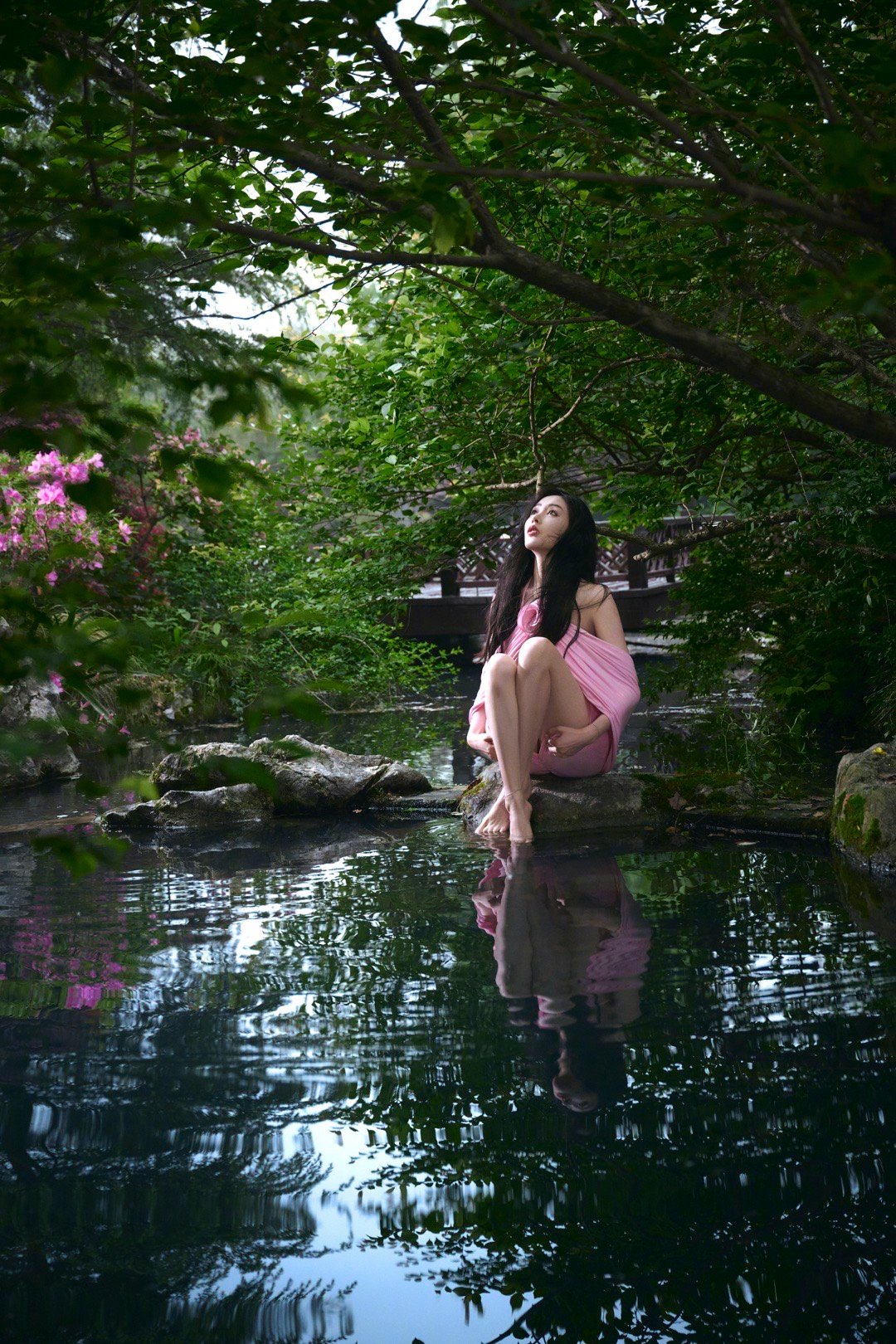 淡粉微醺抓住春天的小尾巴—張天愛[高清套圖]-第1章-图片4