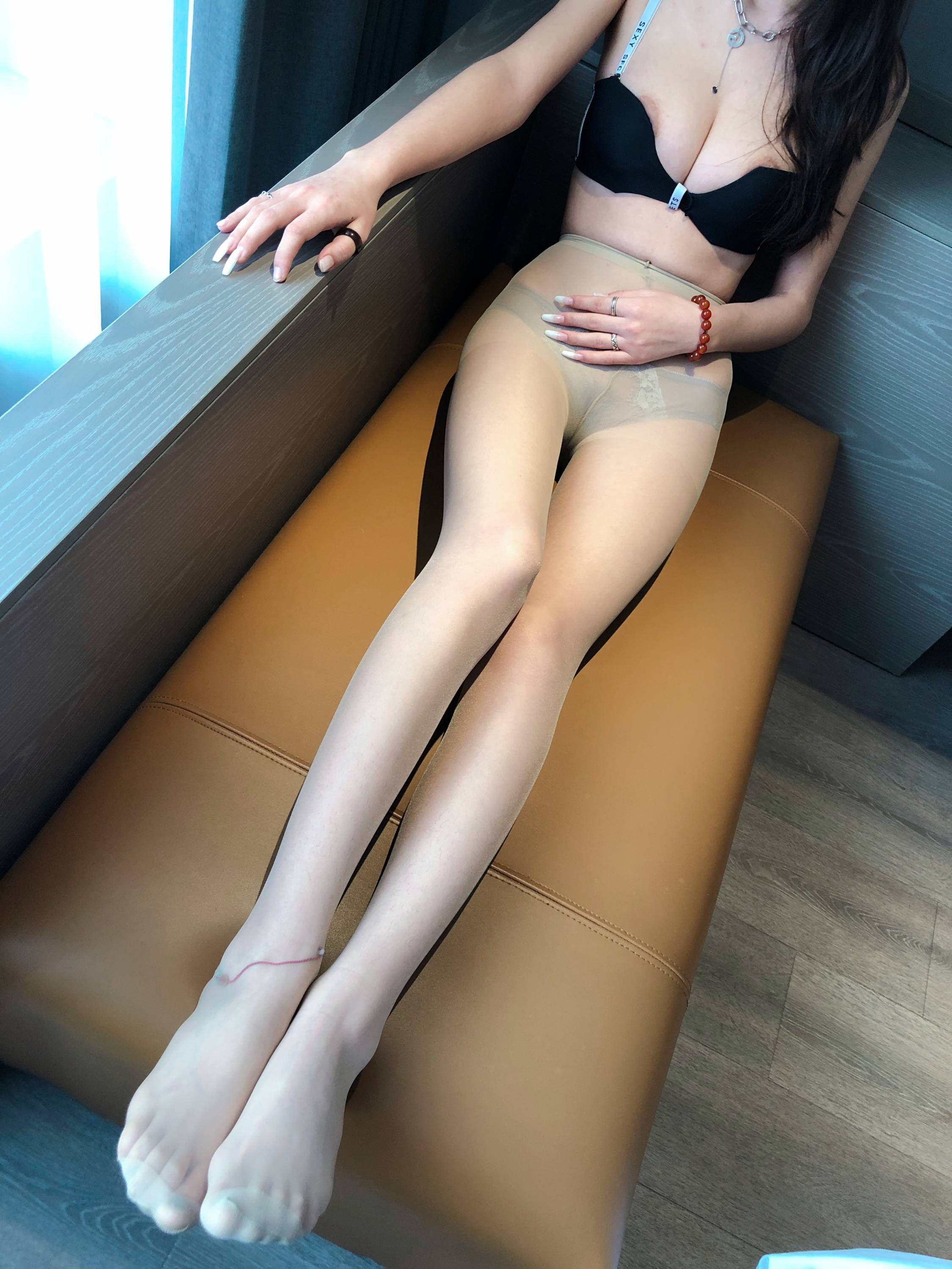 【網路收集系列】福利姬 新疆美女 小白《 下班後 》VIP福利帖全【87P】-第1章-图片49