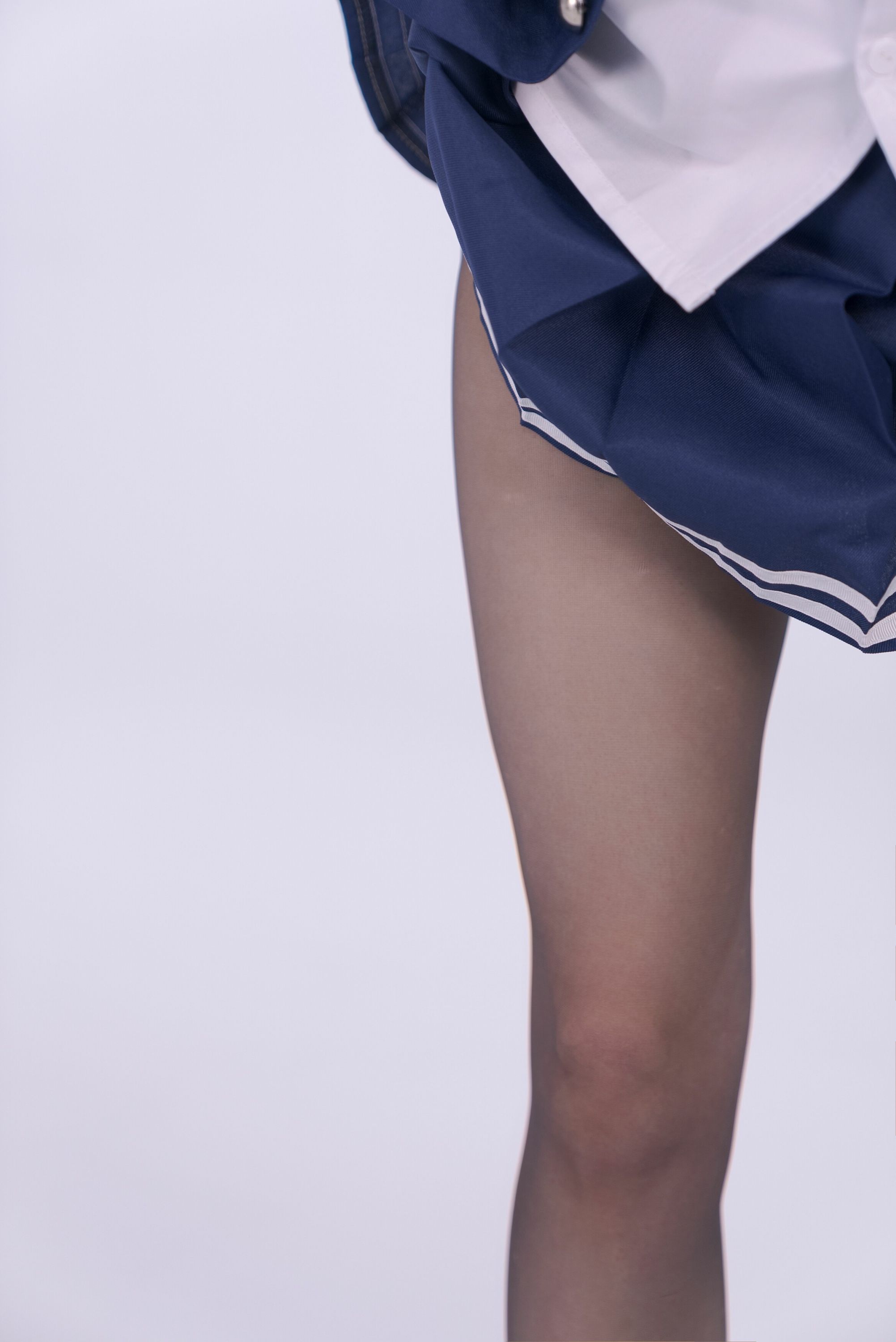 【網路收集系列】福利姬 炭烤莉莉黑《 路人女主校服 》VIP福利帖全【51P】-第1章-图片18
