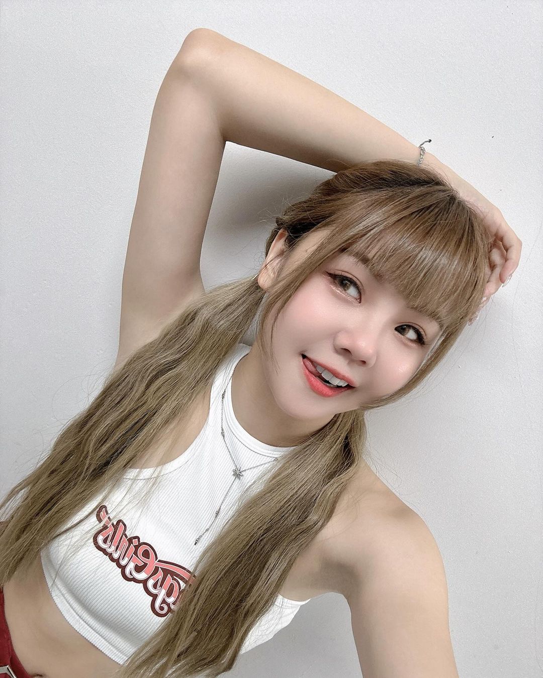 「陳比熊Bibear」氣質美顏搭配甜甜笑容 真是人見人愛-第1章-图片5