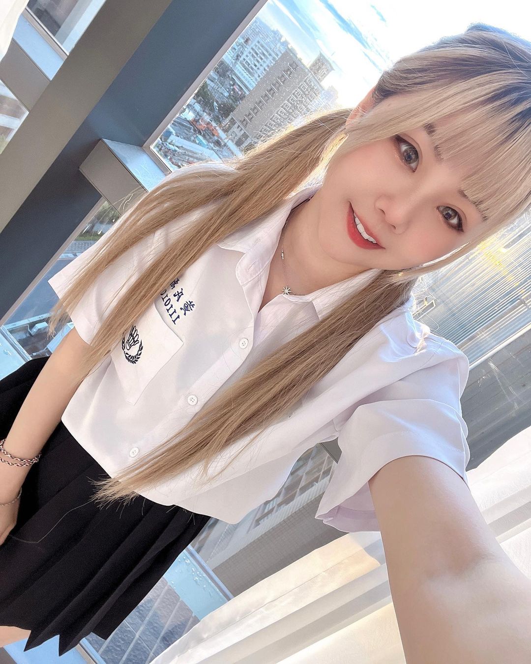 「陳比熊Bibear」氣質美顏搭配甜甜笑容 真是人見人愛-第1章-图片8