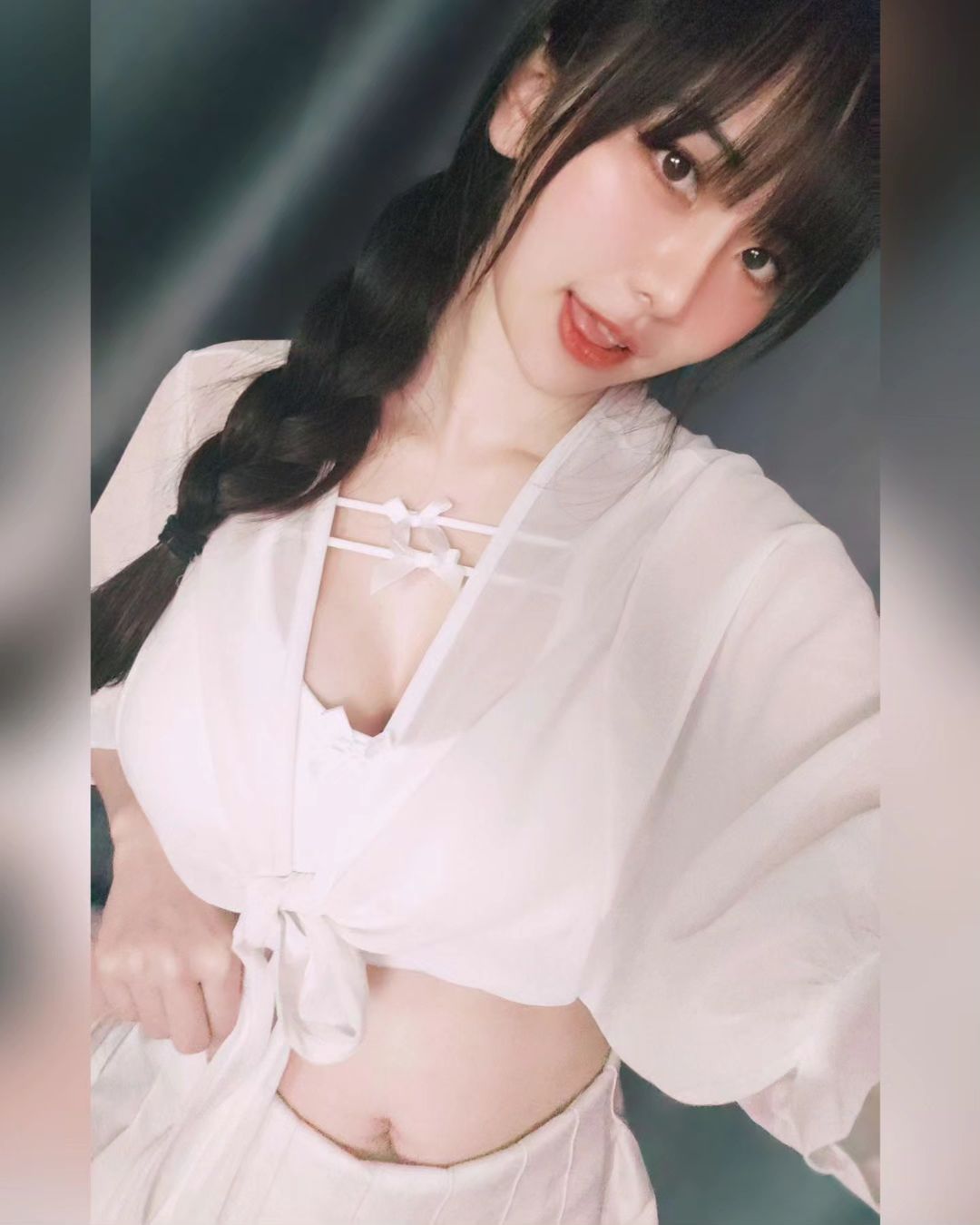 可愛直播妹「靜兒Eva」有著波濤洶湧的深水炸彈 辣度無極限-第1章-图片3