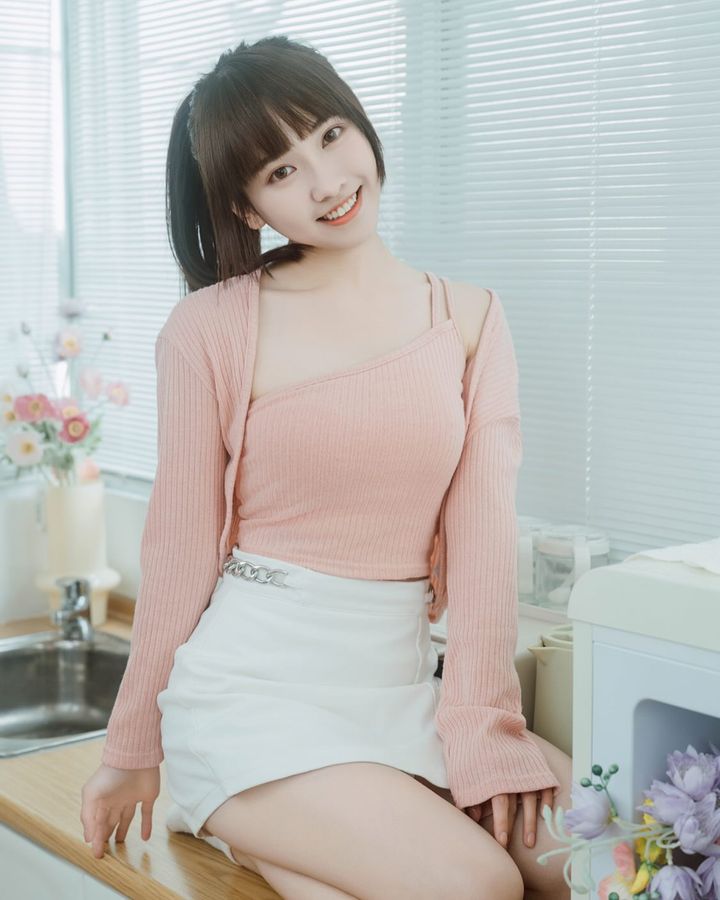 小隻馬女孩「董璦昀Yumi」清新臉蛋可愛度滿分-第1章-图片3