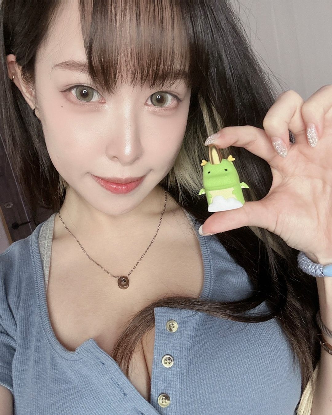 正妹「妲妲」白皙嫩乳身材 優質比例充滿誘惑-第1章-图片4