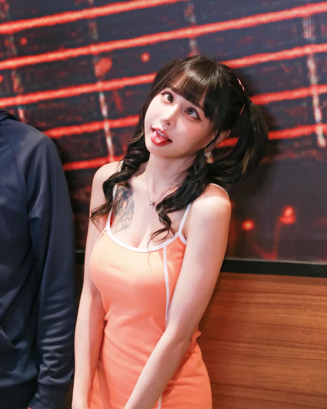 甜美妹子「王依渟」 笑容充滿療癒感 露出大膽惹火視角-第1章-图片5