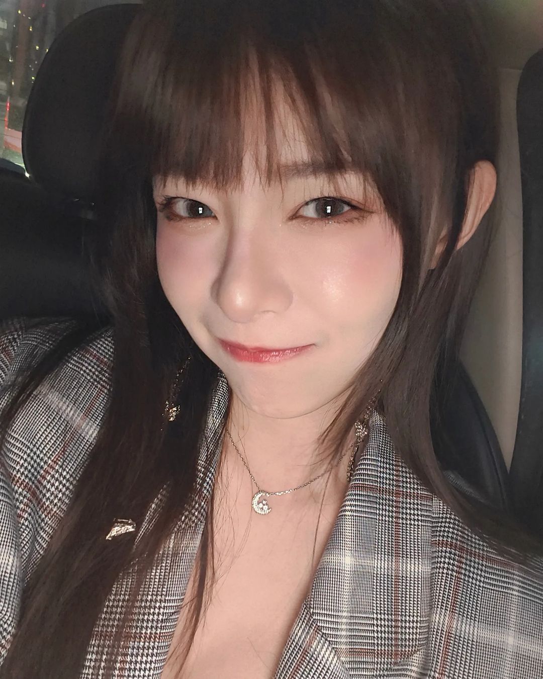 清新女神「Vivi 林芝衣」一雙電眸讓人淪陷了！堪稱完美天菜-第1章-图片3