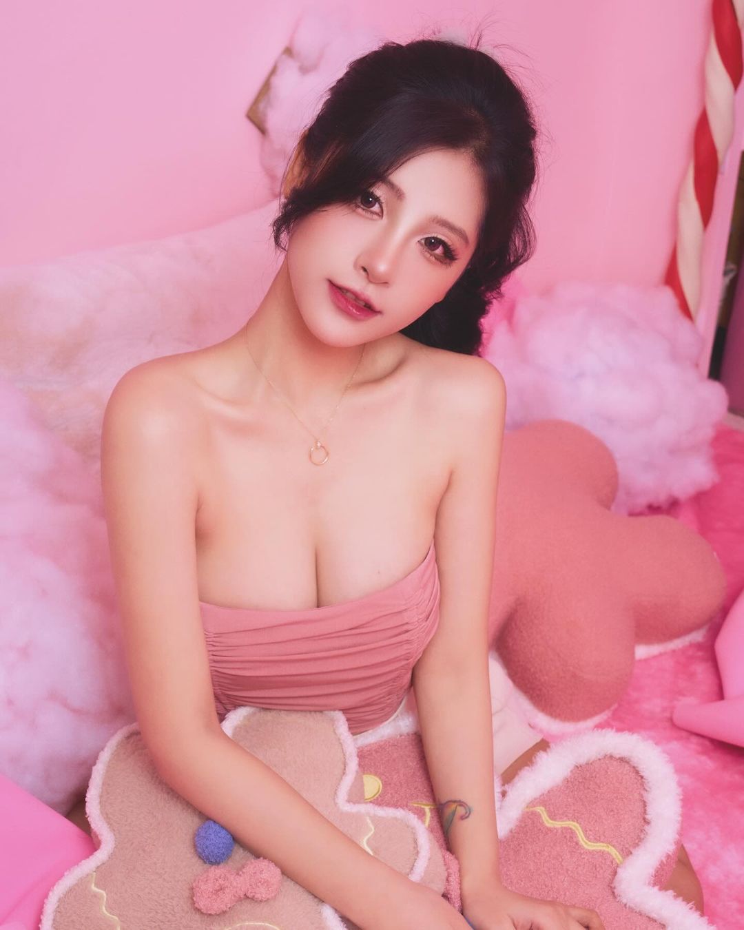 火辣正妹「曾湘綾」呼之欲出的上圍讓觀眾暴動了-第1章-图片9