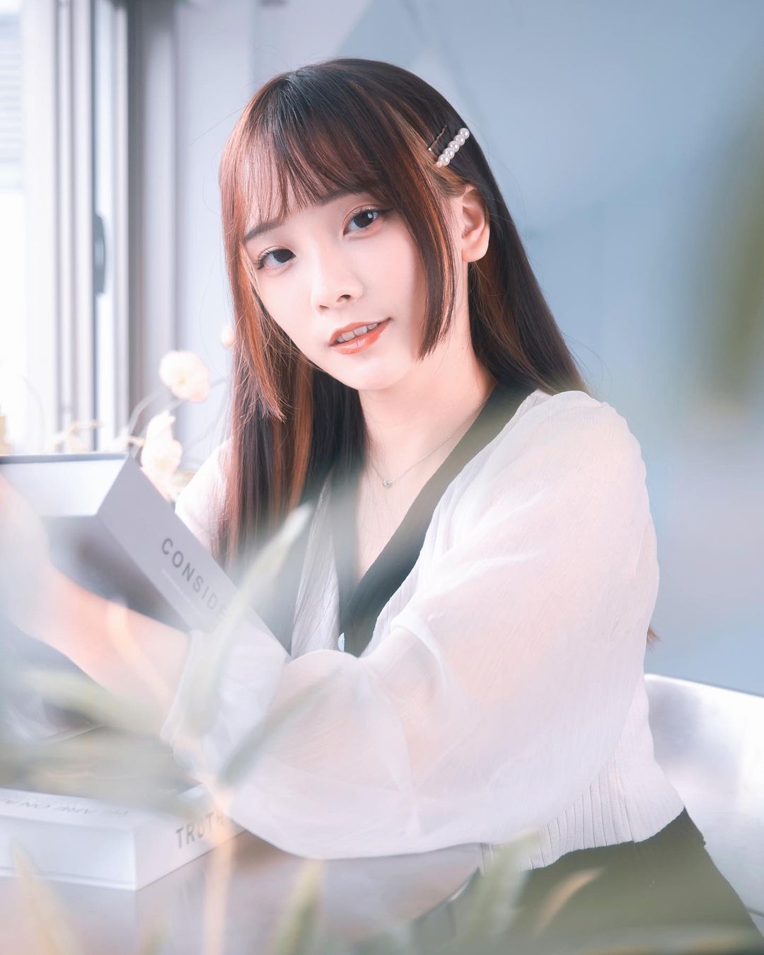 黑絲女孩「泡芙」突破尺度「前凸後翹」誘惑明顯-第1章-图片7