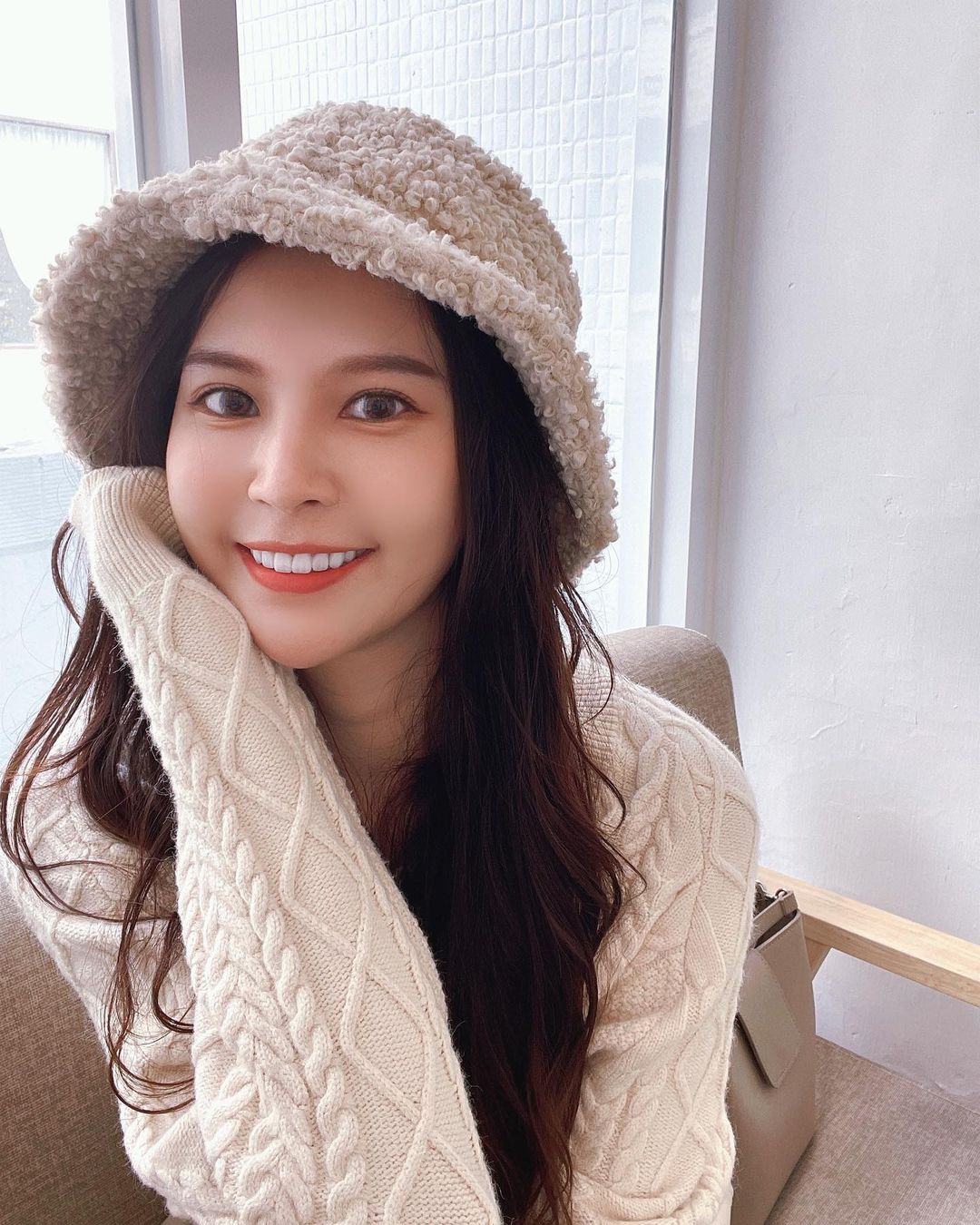 正妹實況主「喬希啊」甜美臉蛋搭配兇兇身材 散發魅力-第1章-图片6