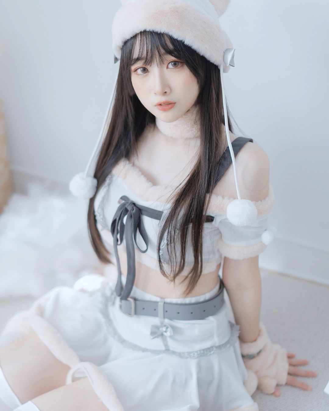 小隻馬正妹「薇薇」展現飽滿身材 越看越受不了-第1章-图片3