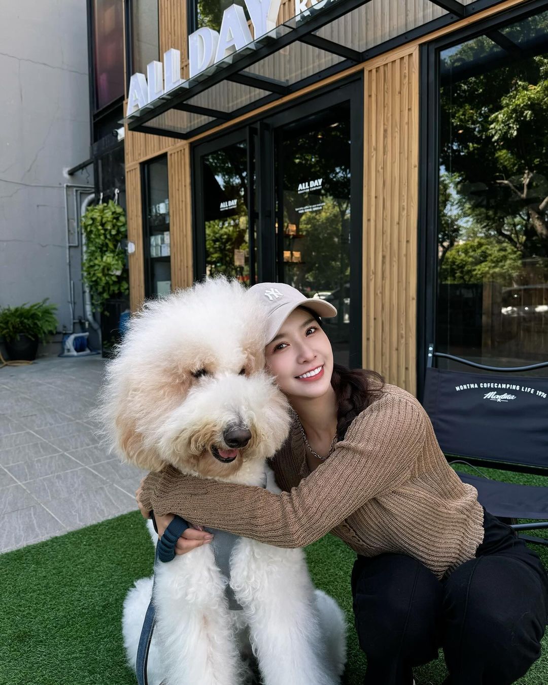 小隻馬女神「張雅涵Kimi」大眼甜笑超療癒 令人著迷不已-第1章-图片4