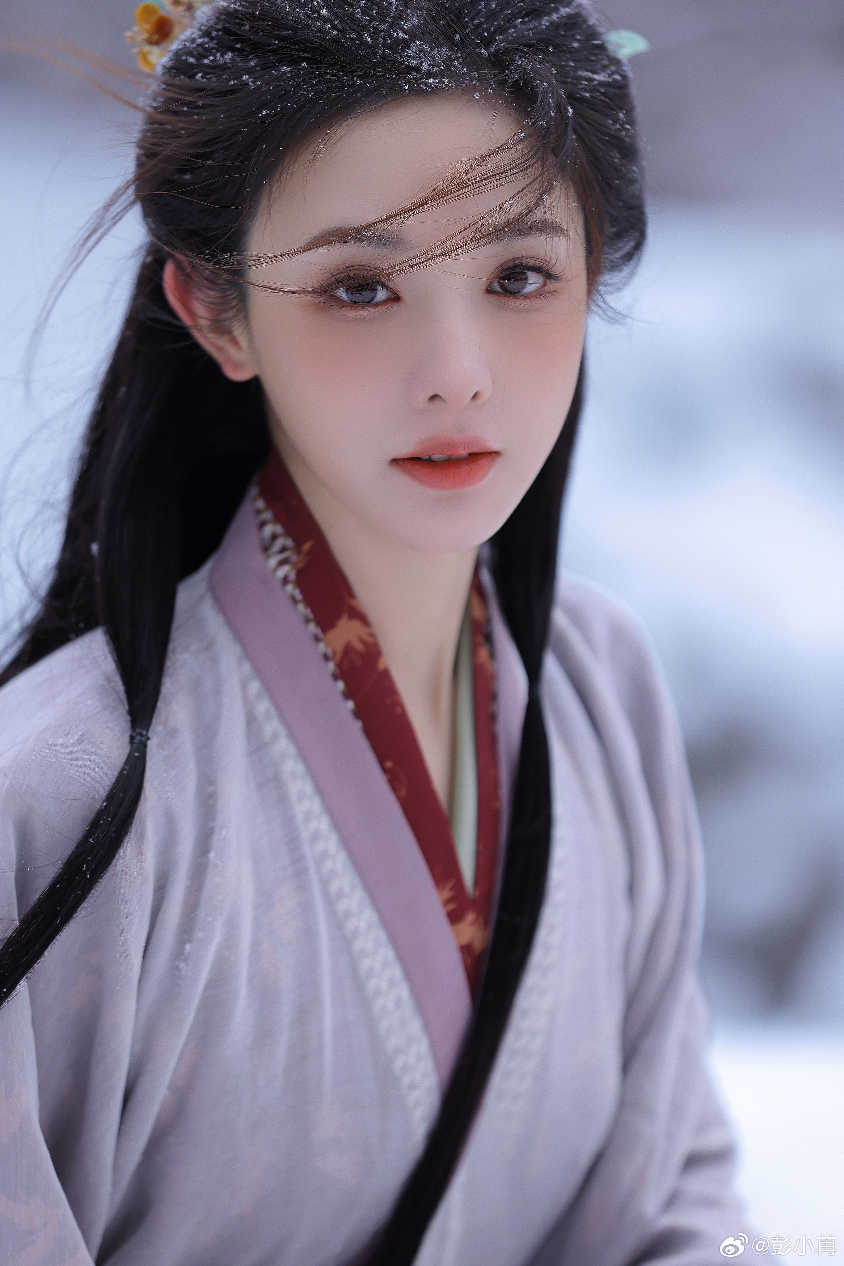 白雪輕衫一剪梅—彭小苒[高清套圖]-第1章-图片4