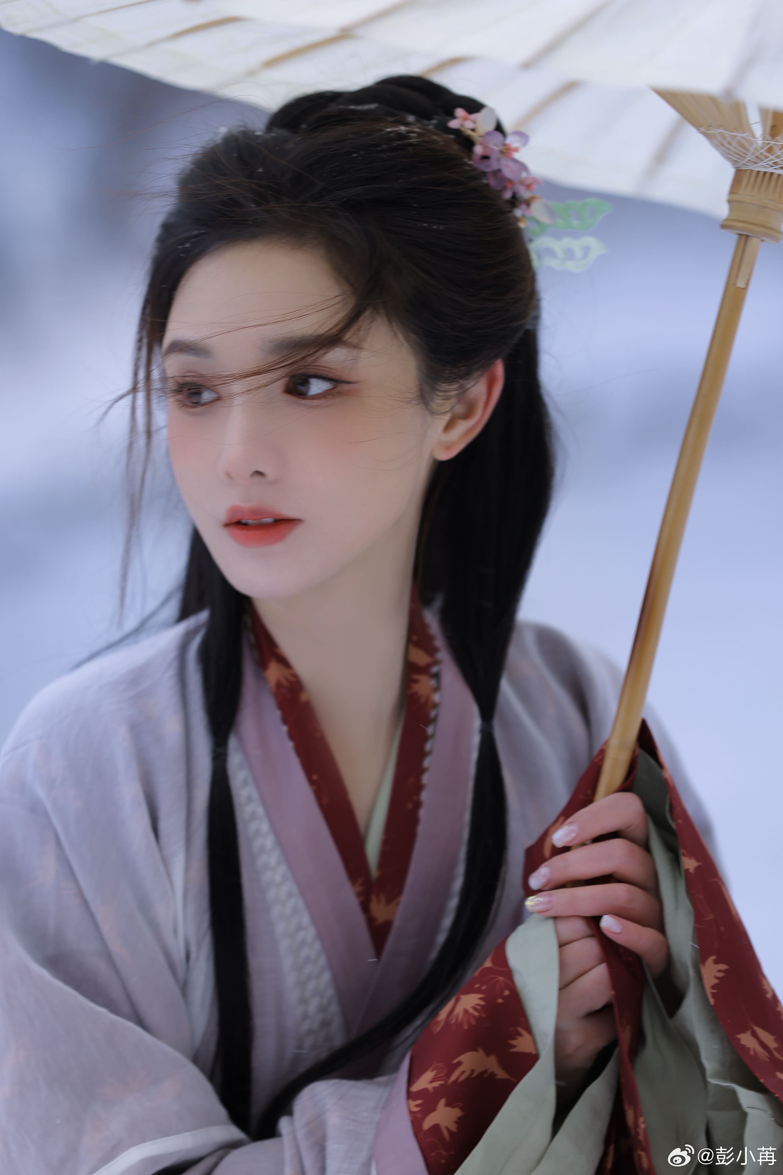 白雪輕衫一剪梅—彭小苒[高清套圖]-第1章-图片12