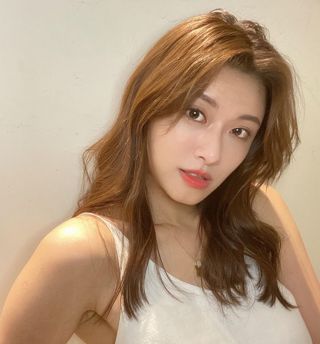 氣質美人「妞妞」若隱若現姣好身材 簡直無法無天-第1章-图片7