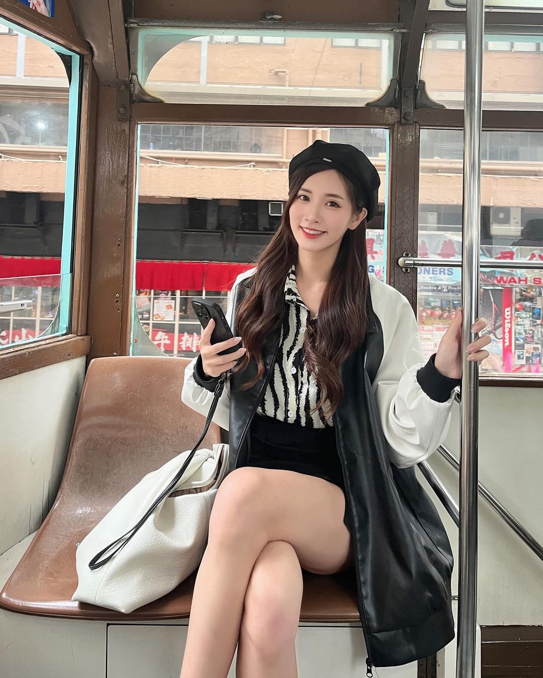 性感甜姐「筠筠兒」甜美笑容下的曲線 讓人看了大飽眼福-第1章-图片4