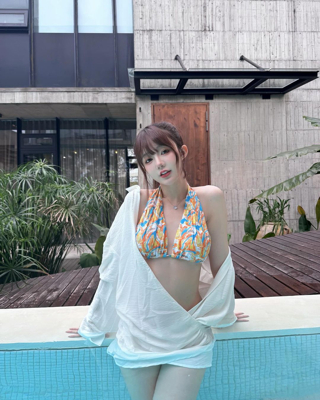 網美「妮妮子」擁有美乳美腿的奇蹟美體 相當養眼-第1章-图片1