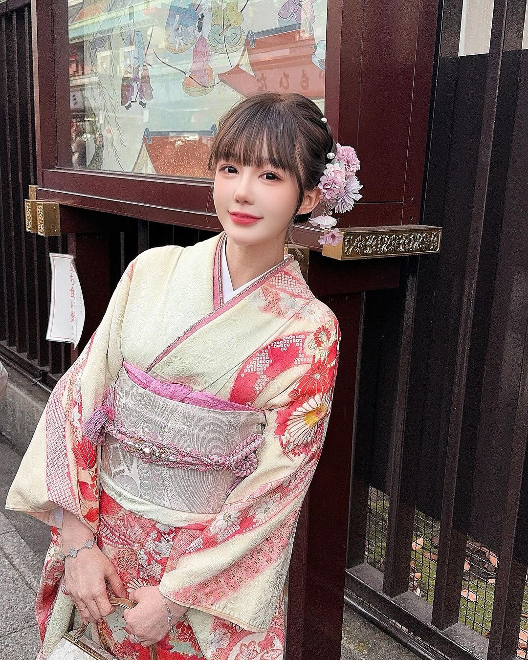 網美「妮妮子」擁有美乳美腿的奇蹟美體 相當養眼-第1章-图片5