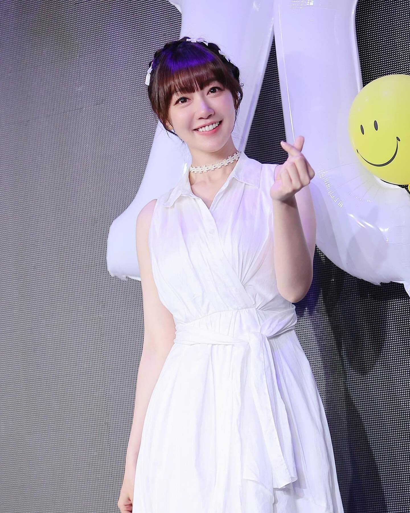 氣質女神「泱泱LYNN」雪白臉蛋下 笑容甜出新高度-第1章-图片4