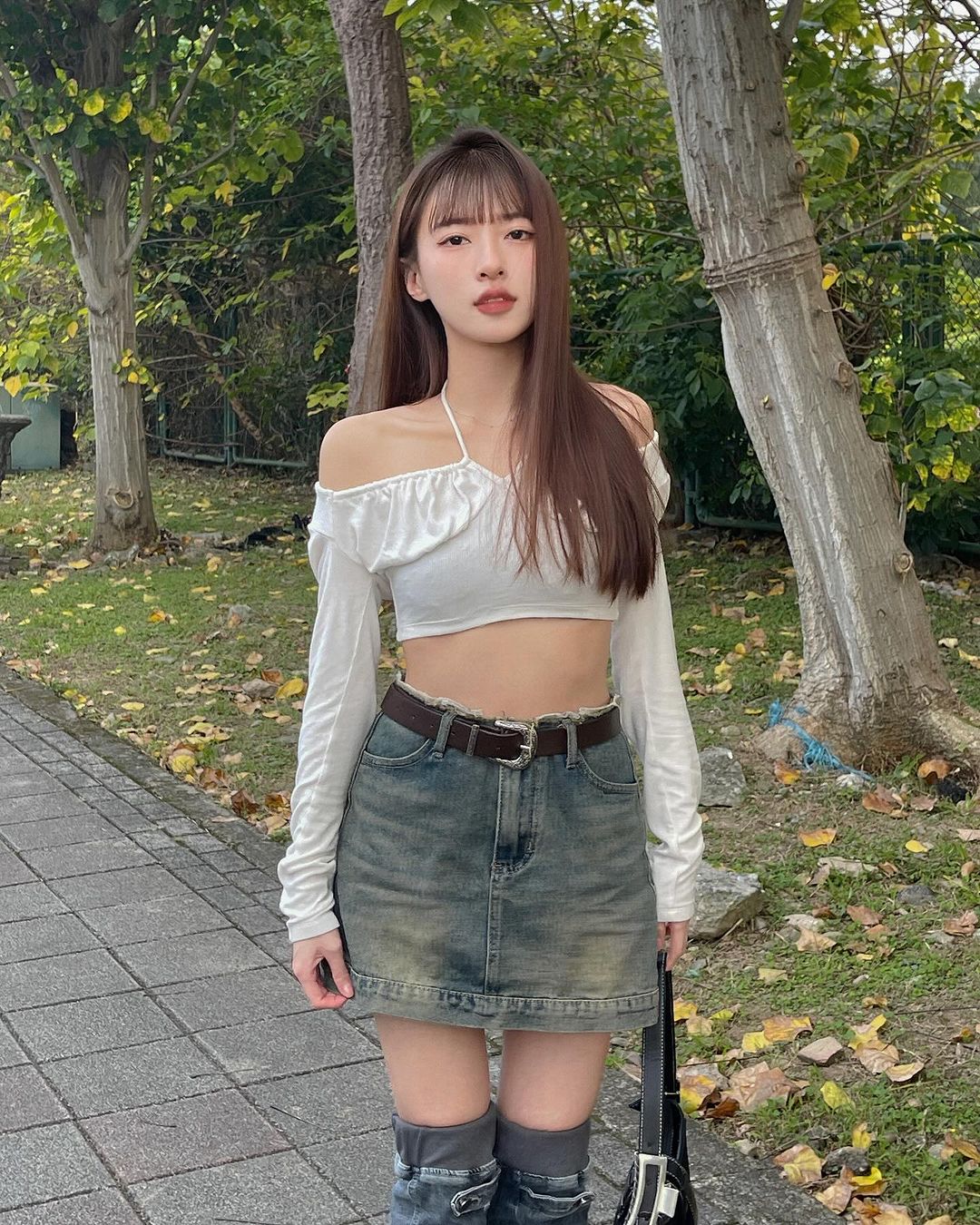 校園正妹「Yuki」美女白皙美腿誘惑居家寫真照 超優潛力股-第1章-图片2